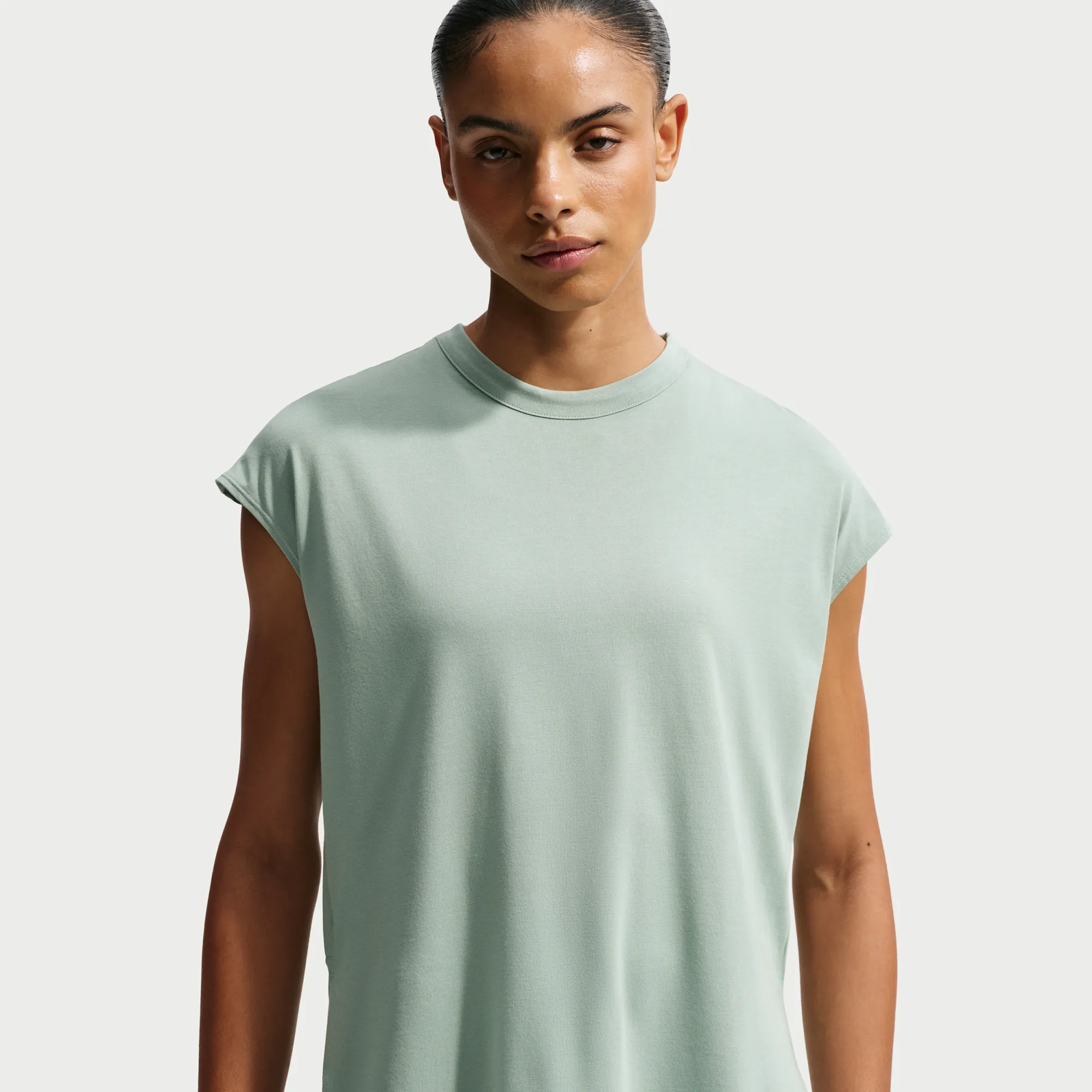 Nike 24.7 ImpossiblySoft Women's Dri-FIT Tank Top - Green - Modal/Polyester