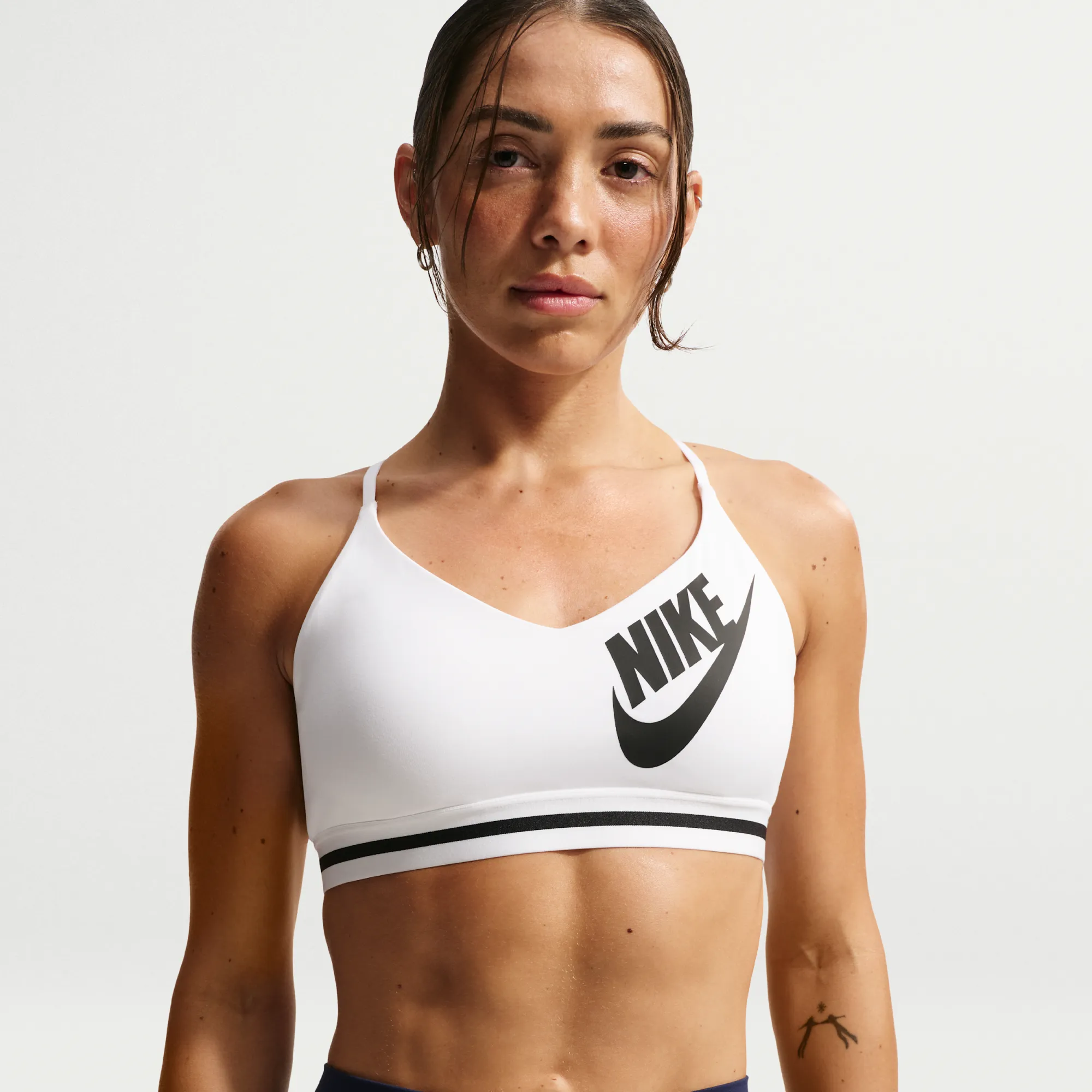Nike Indy Women's Light-Support Sports Bra - White - Polyester/Elastane