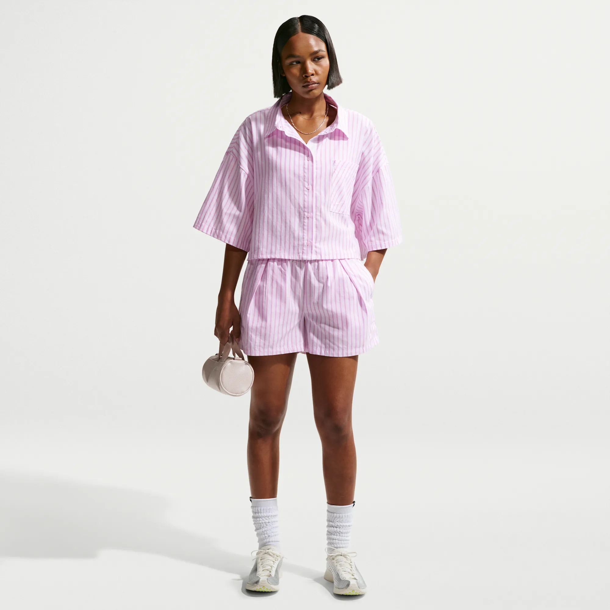 Nike Chill Poplin Women's Loose Mid-Rise Stripe Shorts - Purple - Cotton