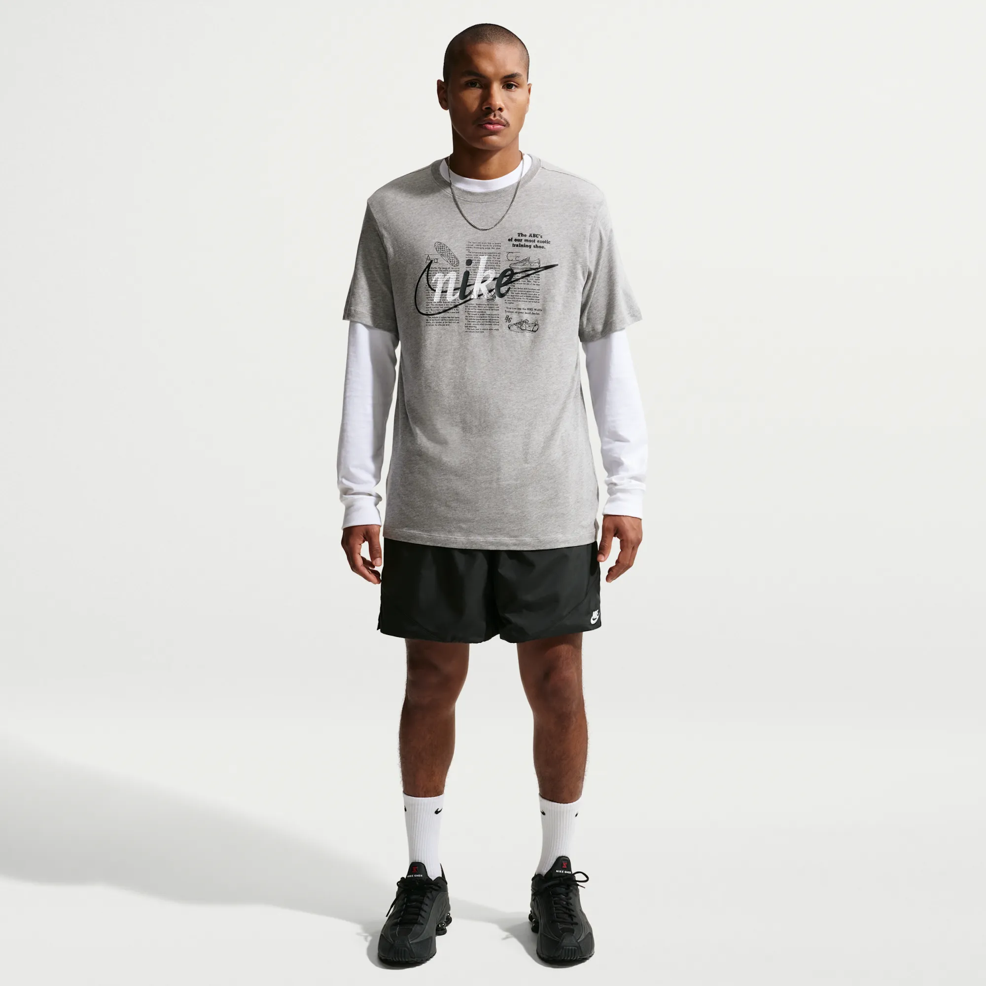 Nike Windrunner Men's Lightweight Woven Shorts - Black - Polyester