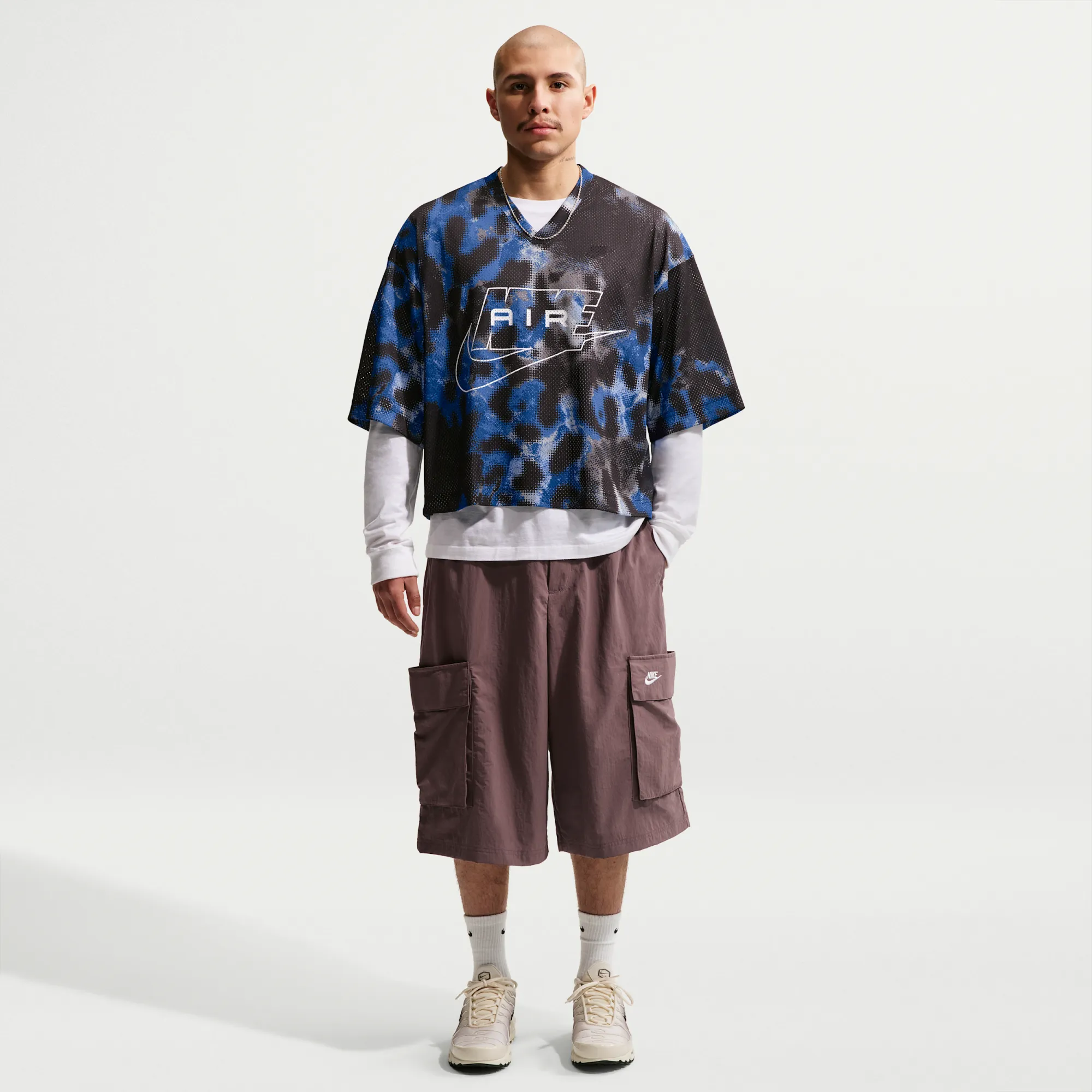 Nike Club Men's Oversized Cargo Shorts - Purple - Nylon