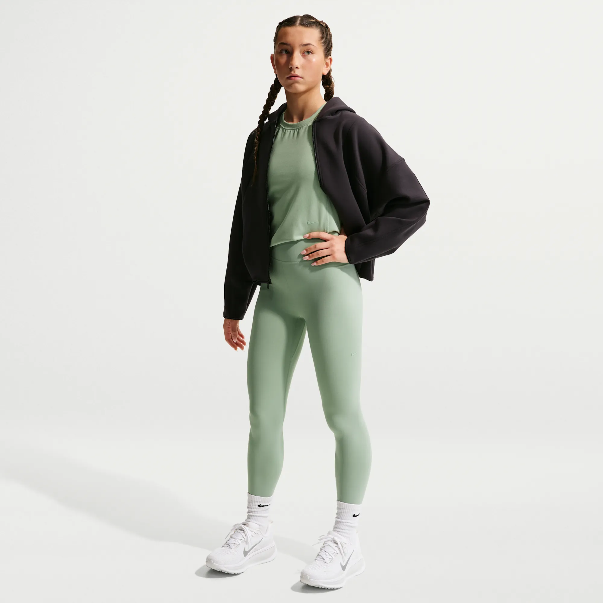 Nike MAVN Girls' Dri-FIT High-Rise Leggings - Green - Nylon
