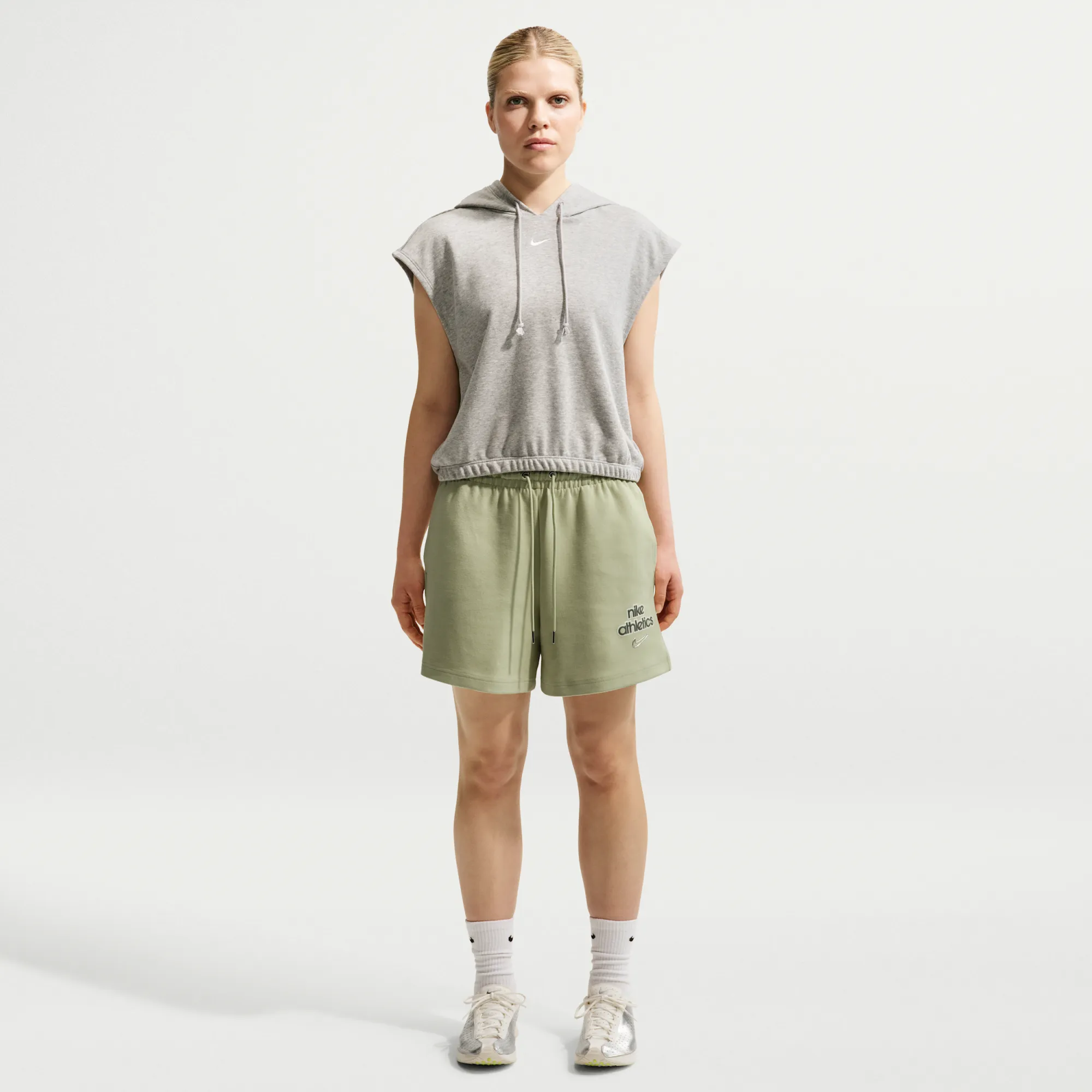 Nike Women's Shorts - Green - Cotton/Polyester/Elastane