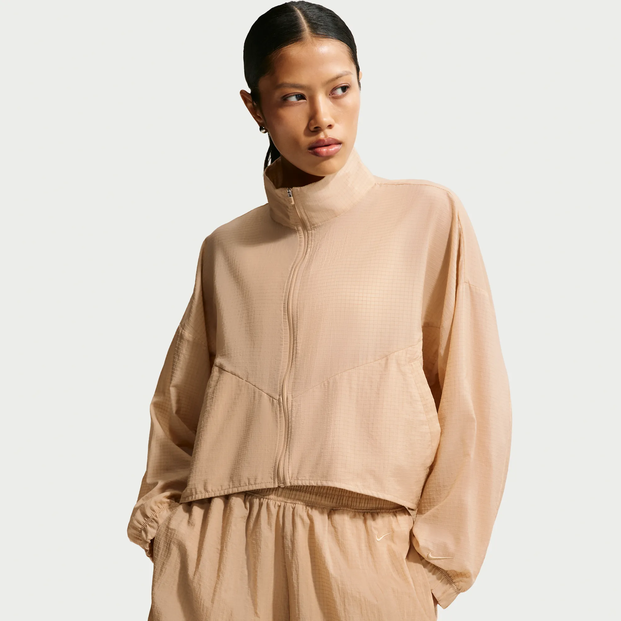 Nike Women's Oversized Lightweight Ripstop Jacket - Brown - Nylon