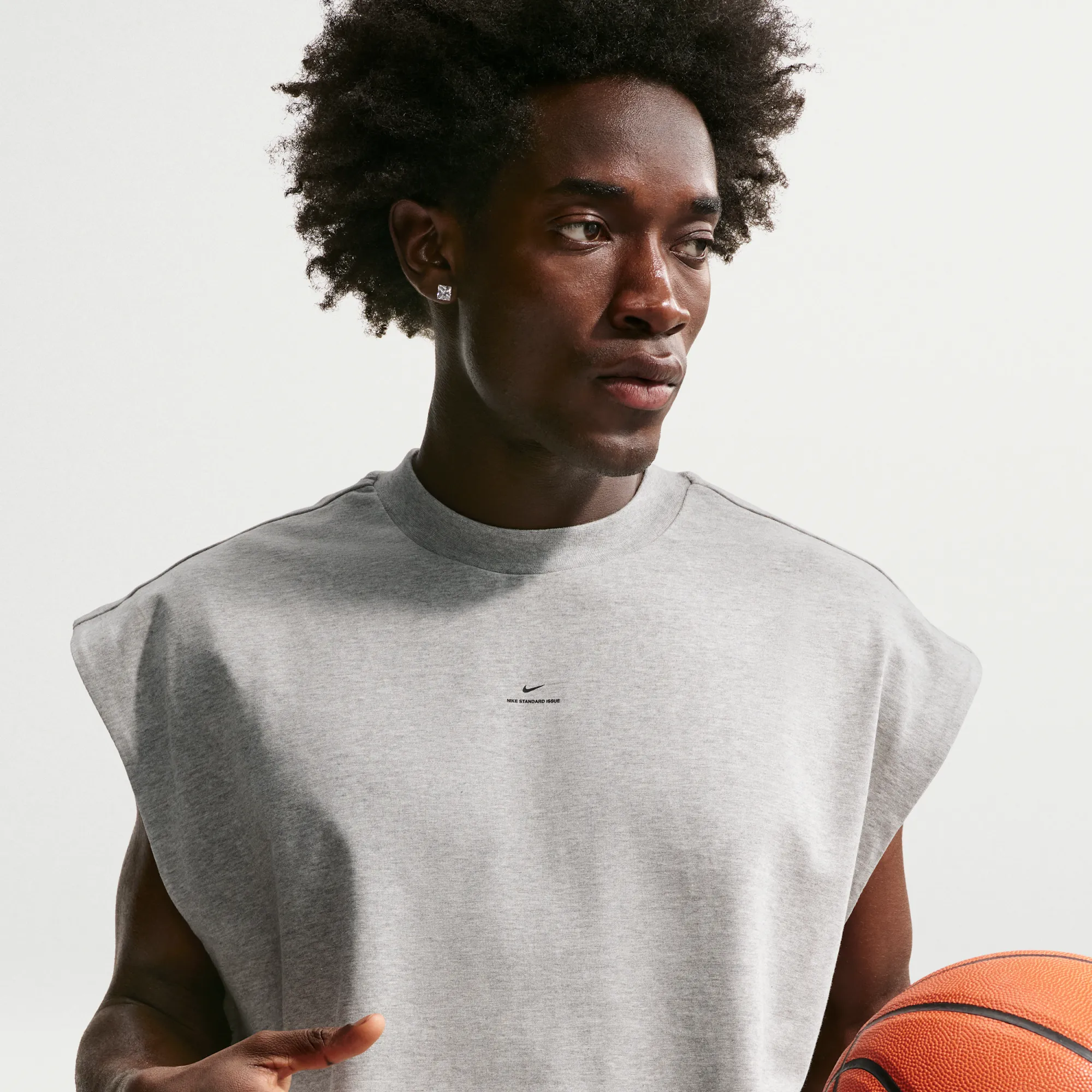 Nike Standard Issue Men's Dri-FIT Game Basketball Sleeveless Top - Grey - Hanger Loop