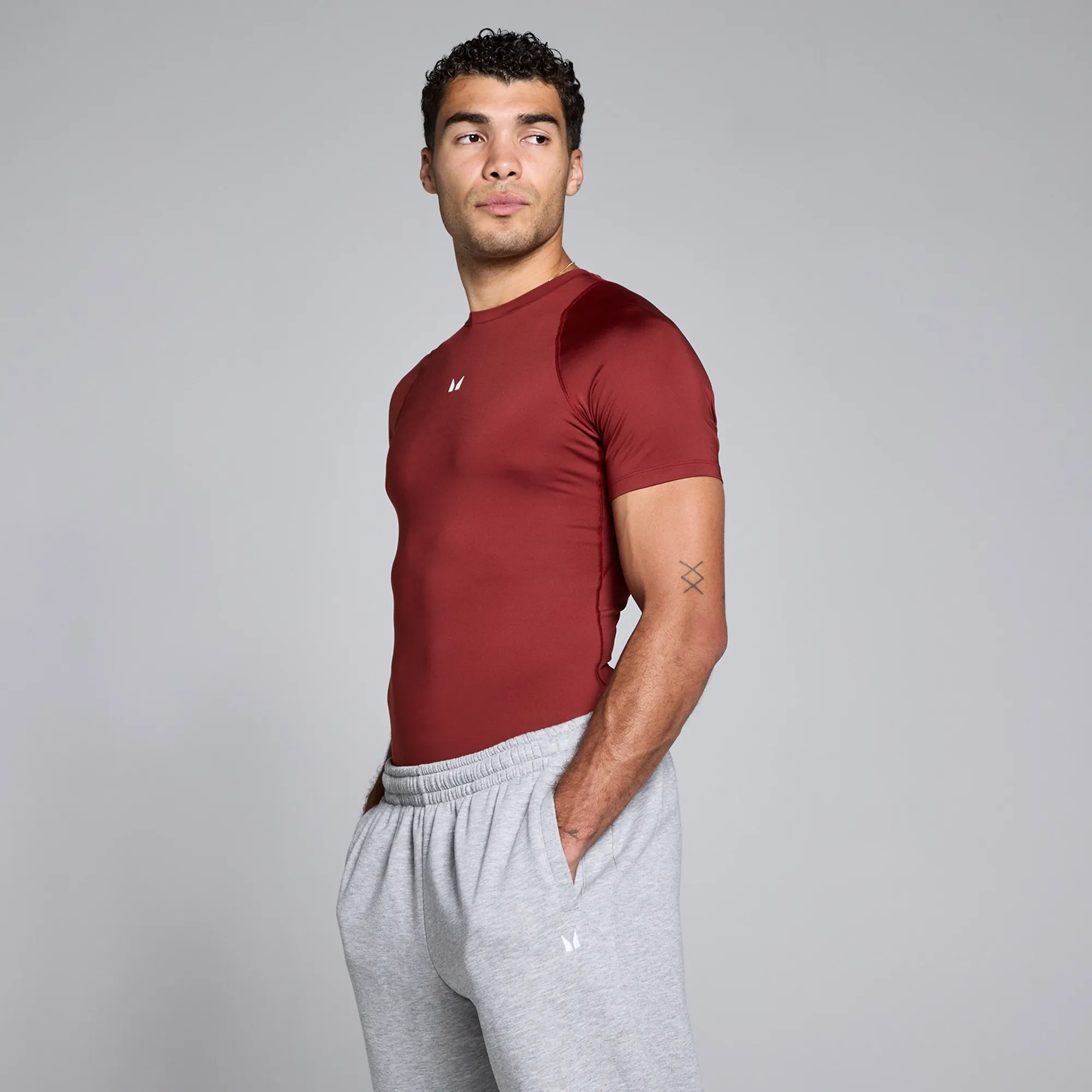 Men's Training Short Sleeve Compression T-Shirt - Cherry - S