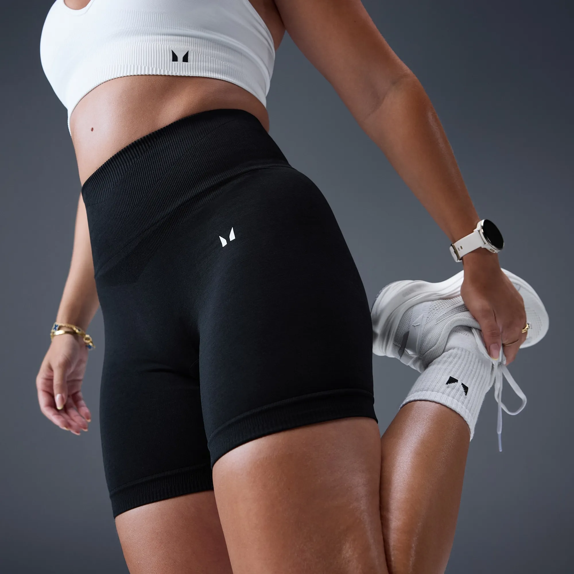 MP Women's Tempo Seamless Scrunch Shorts - Black - XS