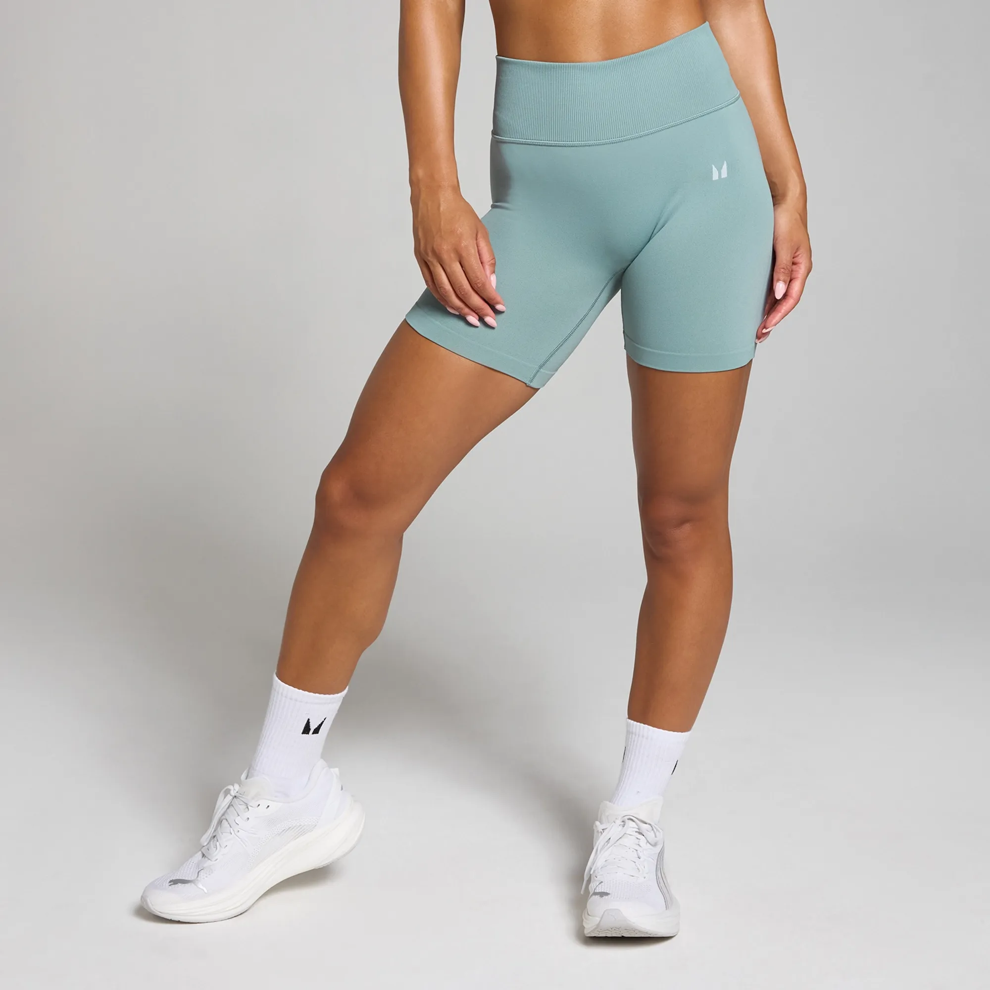 MP Women's Tempo Mid-Rise Seamless Shorts - Lead - S