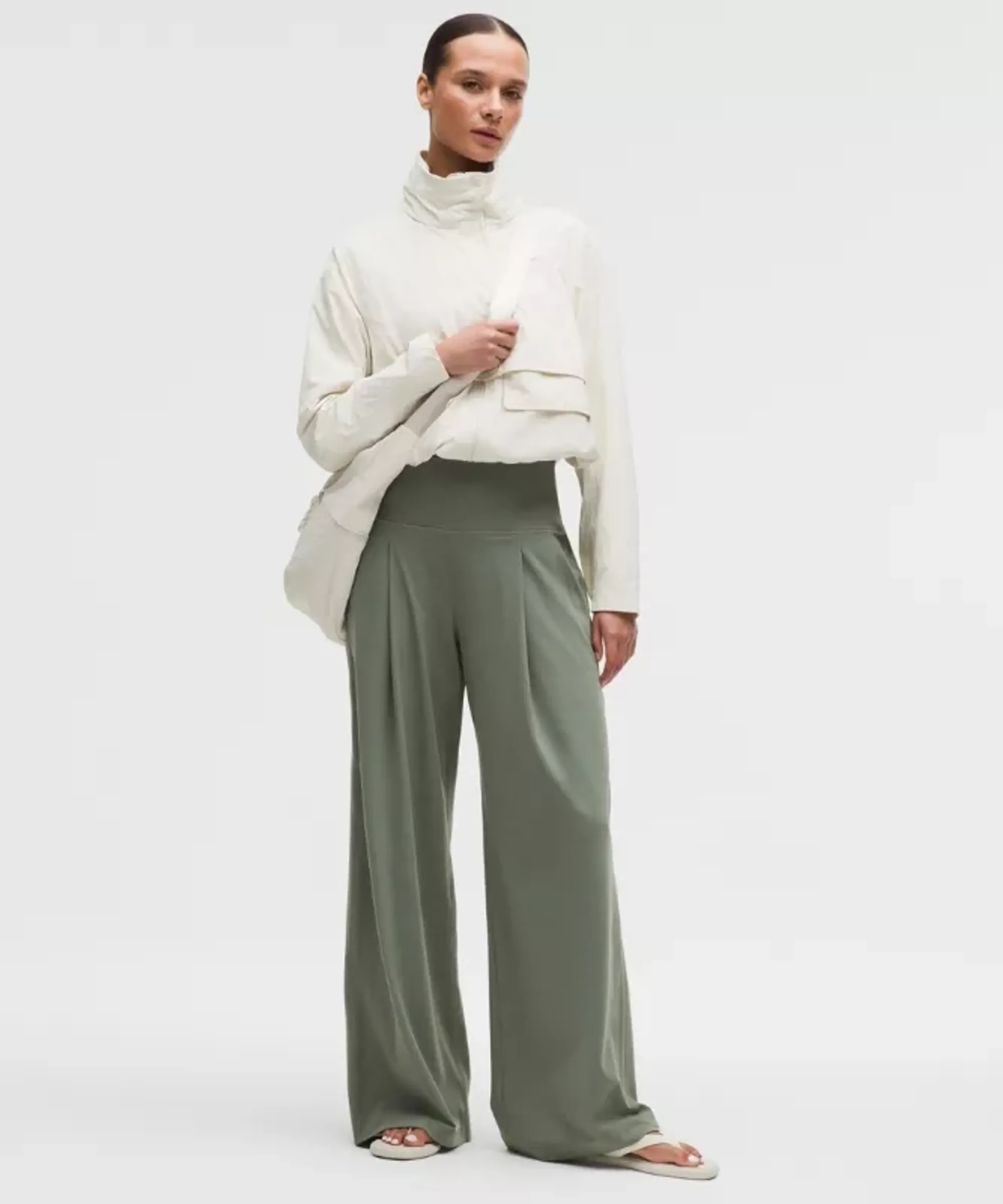 lululemon – Women's Align Palazzo Pants Regular – Color Green/Pastel – Size 0