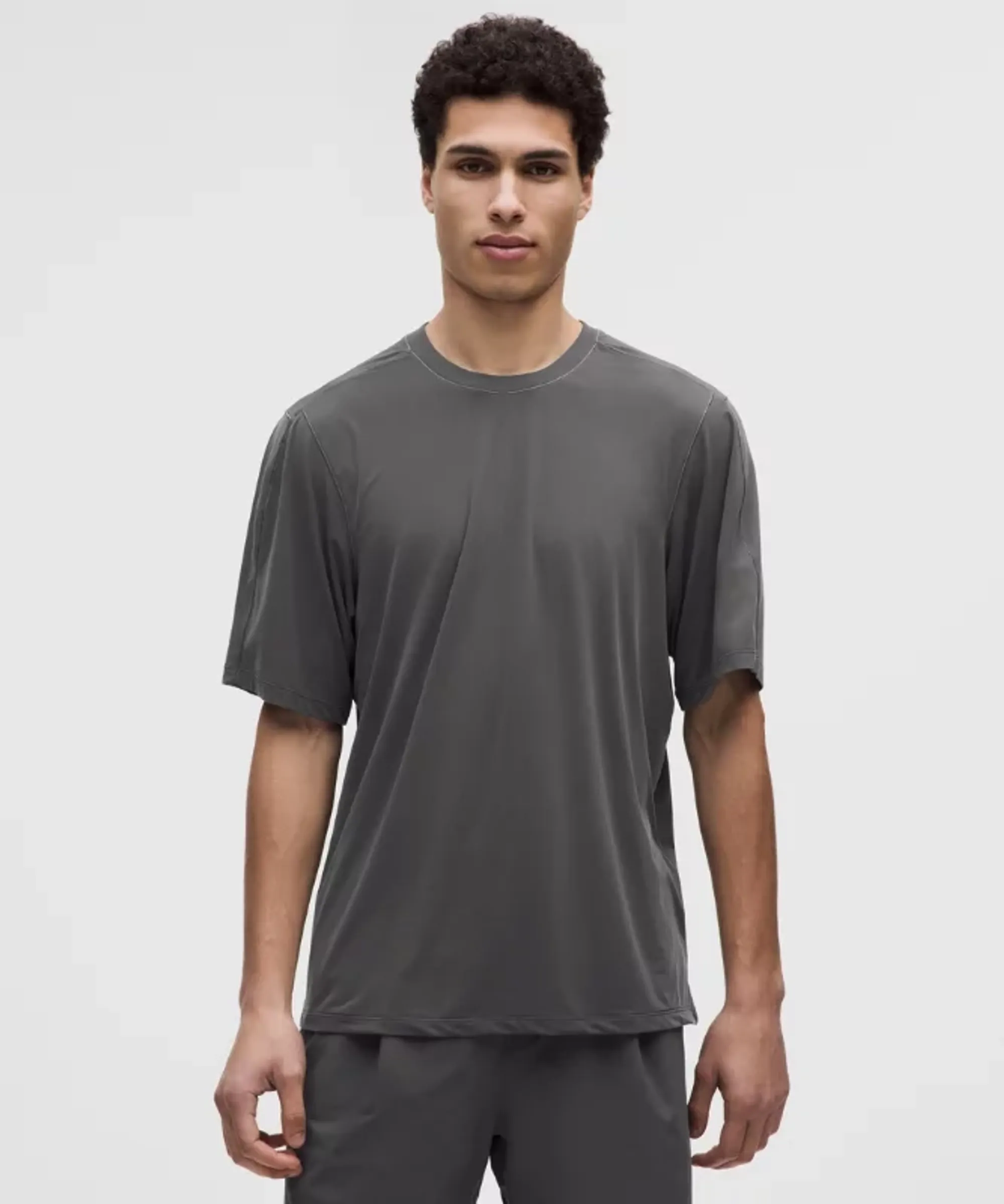 lululemon – Men's Brushed Yoga Crewneck T-Shirt – Color Grey – Size Large