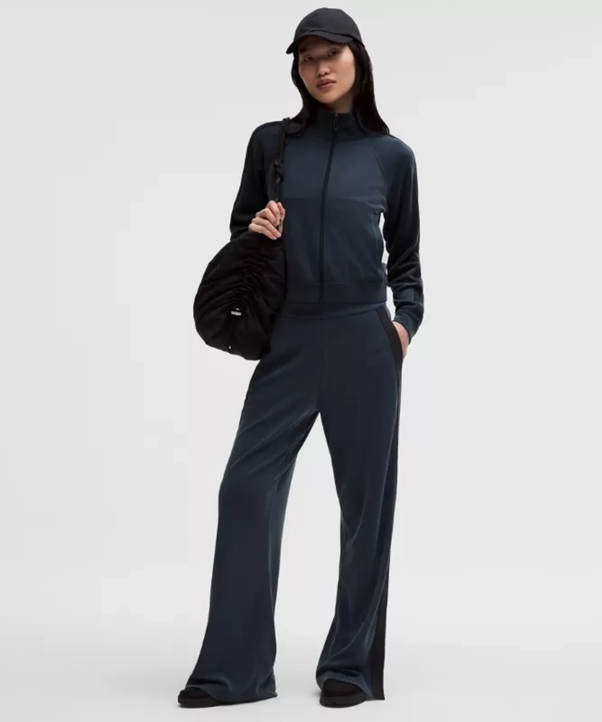 lululemon – Women's Softstreme High-Rise Wide-Leg Pique Pants Regular – Color Black/Blue – Size Large