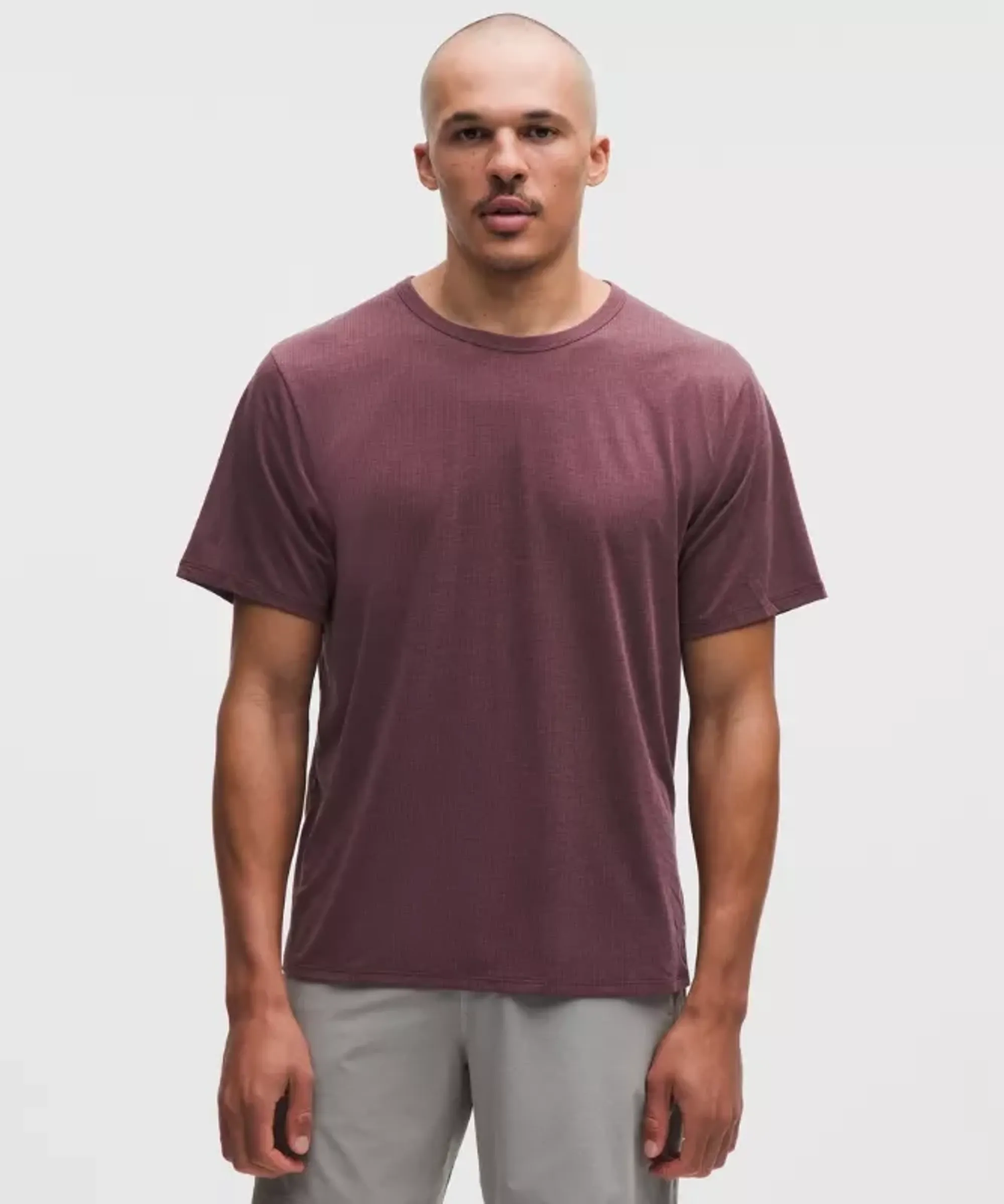 lululemon – Men's Mile Maker Short-Sleeve T-Shirt – Color Burgundy/Red – Size Large