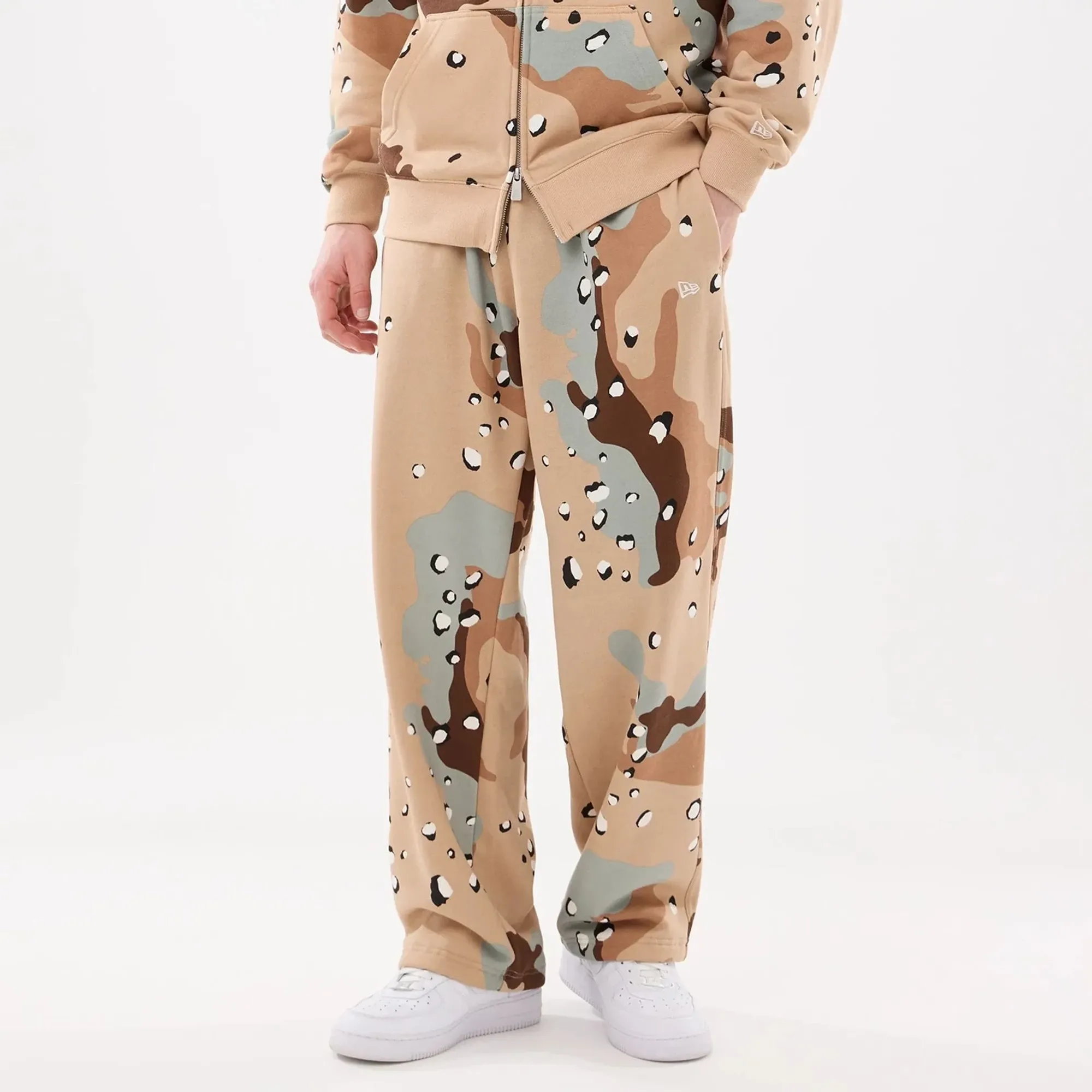 New Era Desert Camo Joggers adult unisex