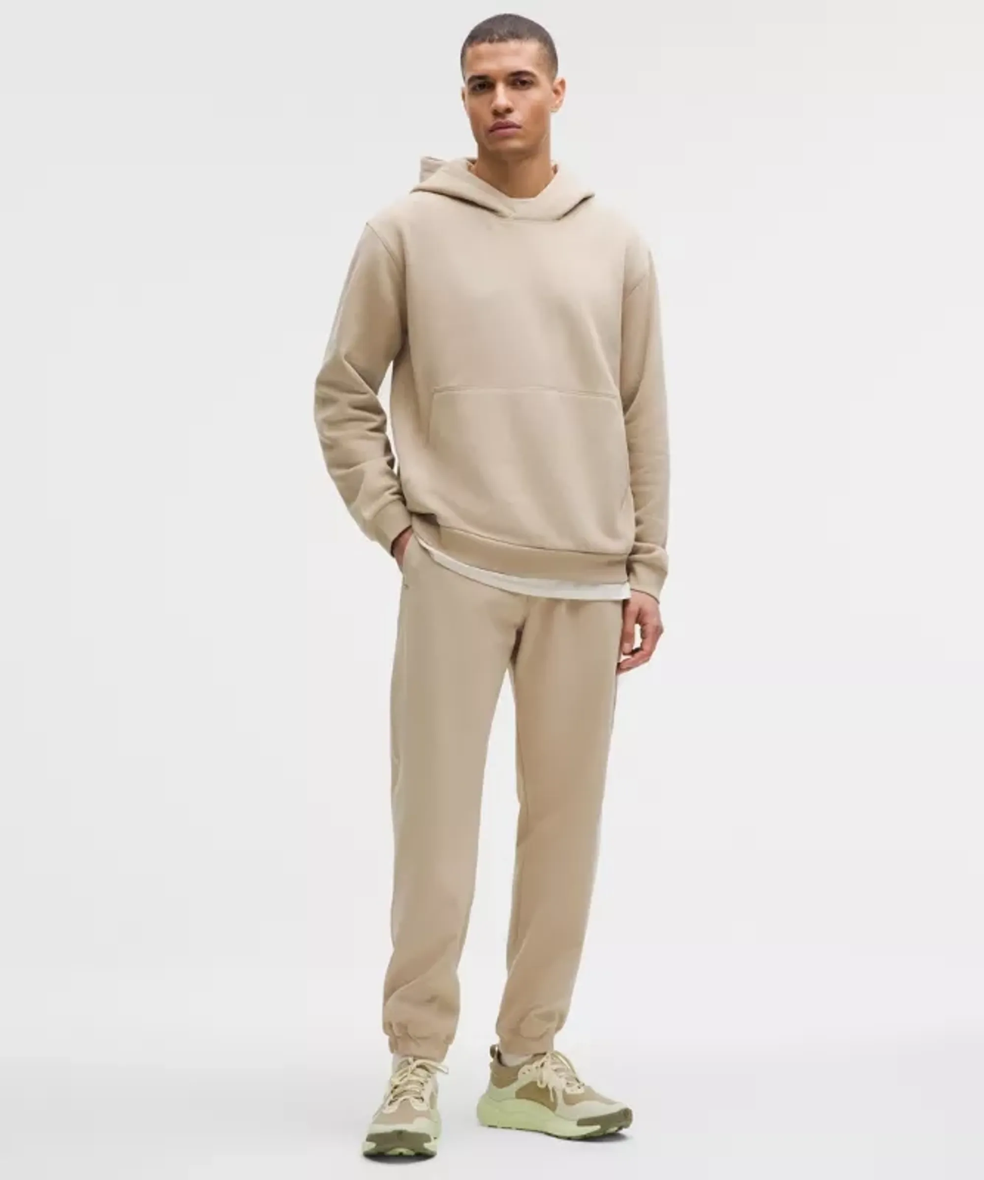 lululemon – Men's Sojourn Joggers Regular – Color Khaki – Size Medium