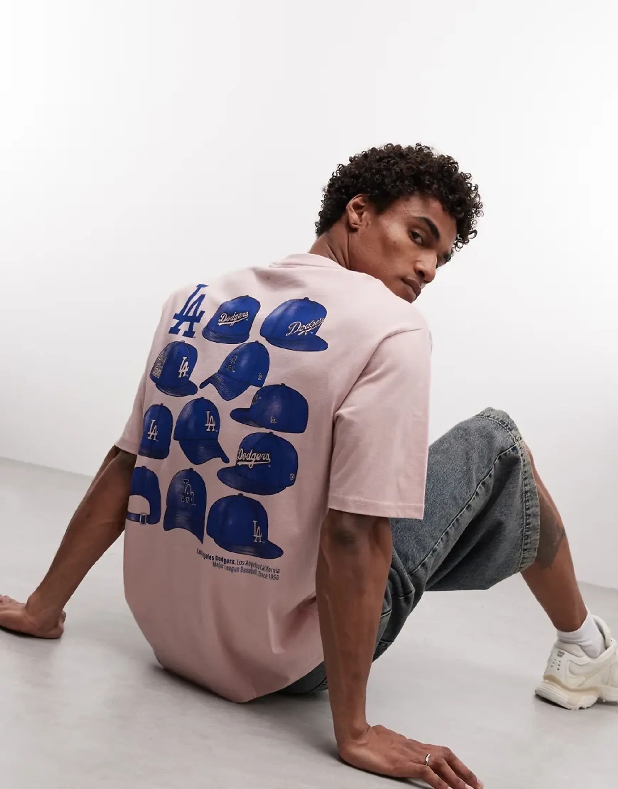New Era Cap New Era La Dodgers Logo With Cap Back Graphic T-Shirt In Pink