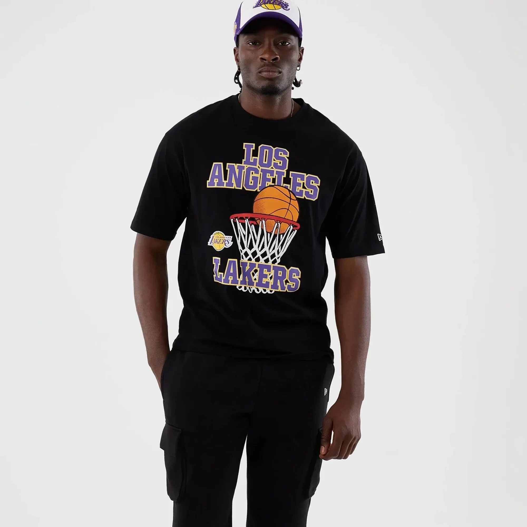 LA Lakers NBA Basketball Graphic Black Oversized T-Shirt New Era Cap adult unisex