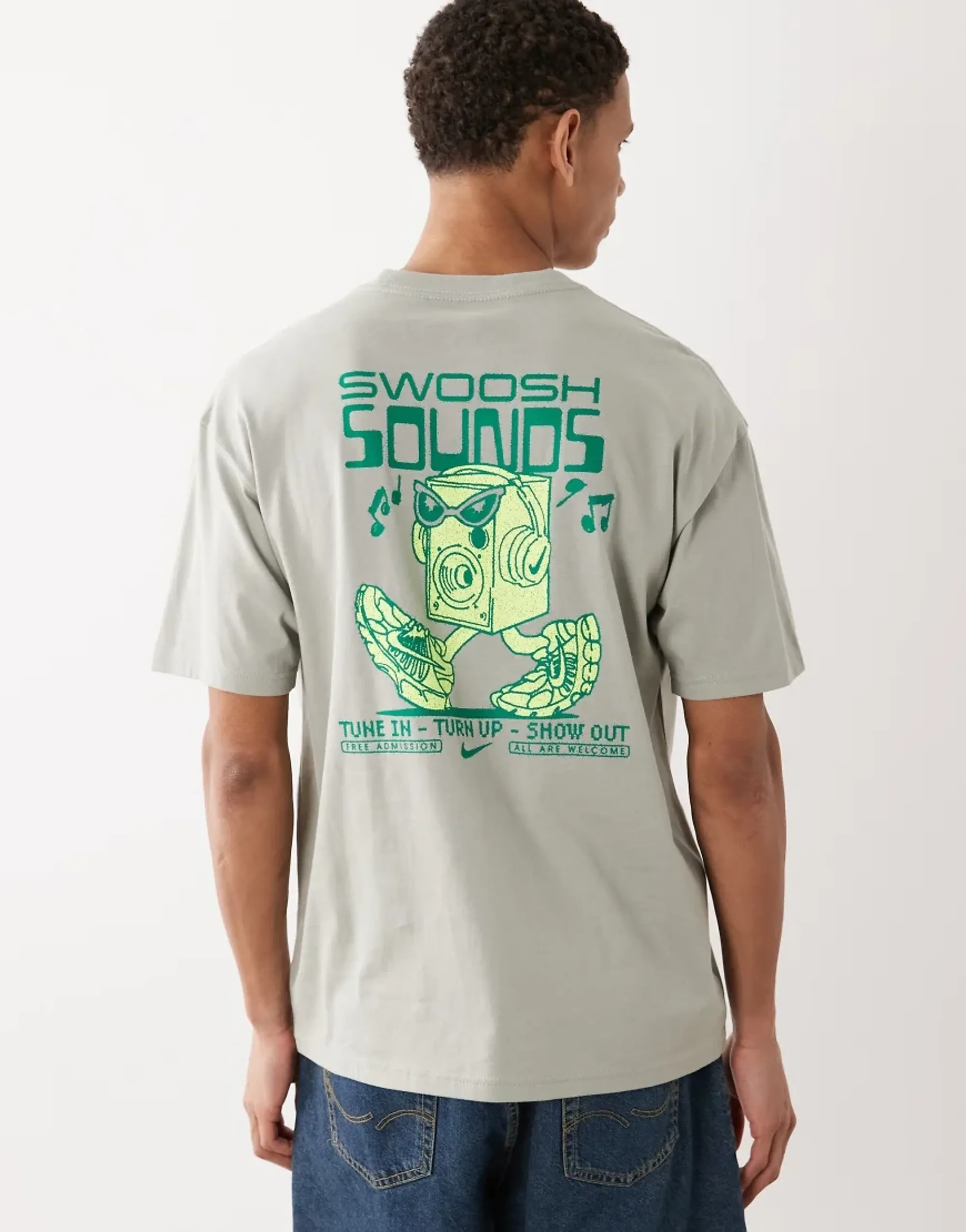 Nike Swoosh Sounds Backprint T-Shirt In Green