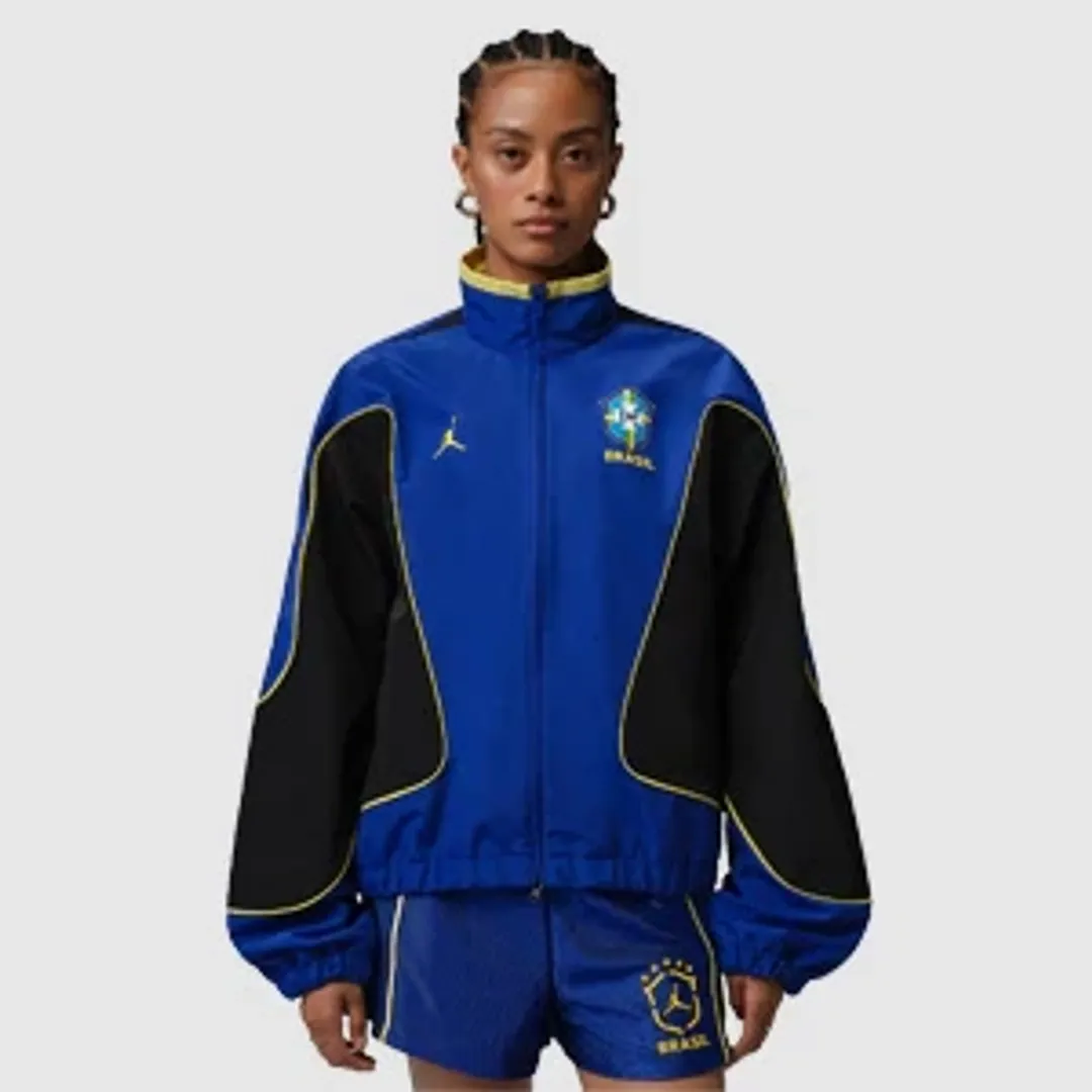 ナイキ☆ジョーダン レガシーフライト ノスタルジア AJ9 ナイロンジャケット Jordan Brazil 2026 Womens Anthem Jacket | IF3864-419 | FOOTY.COM