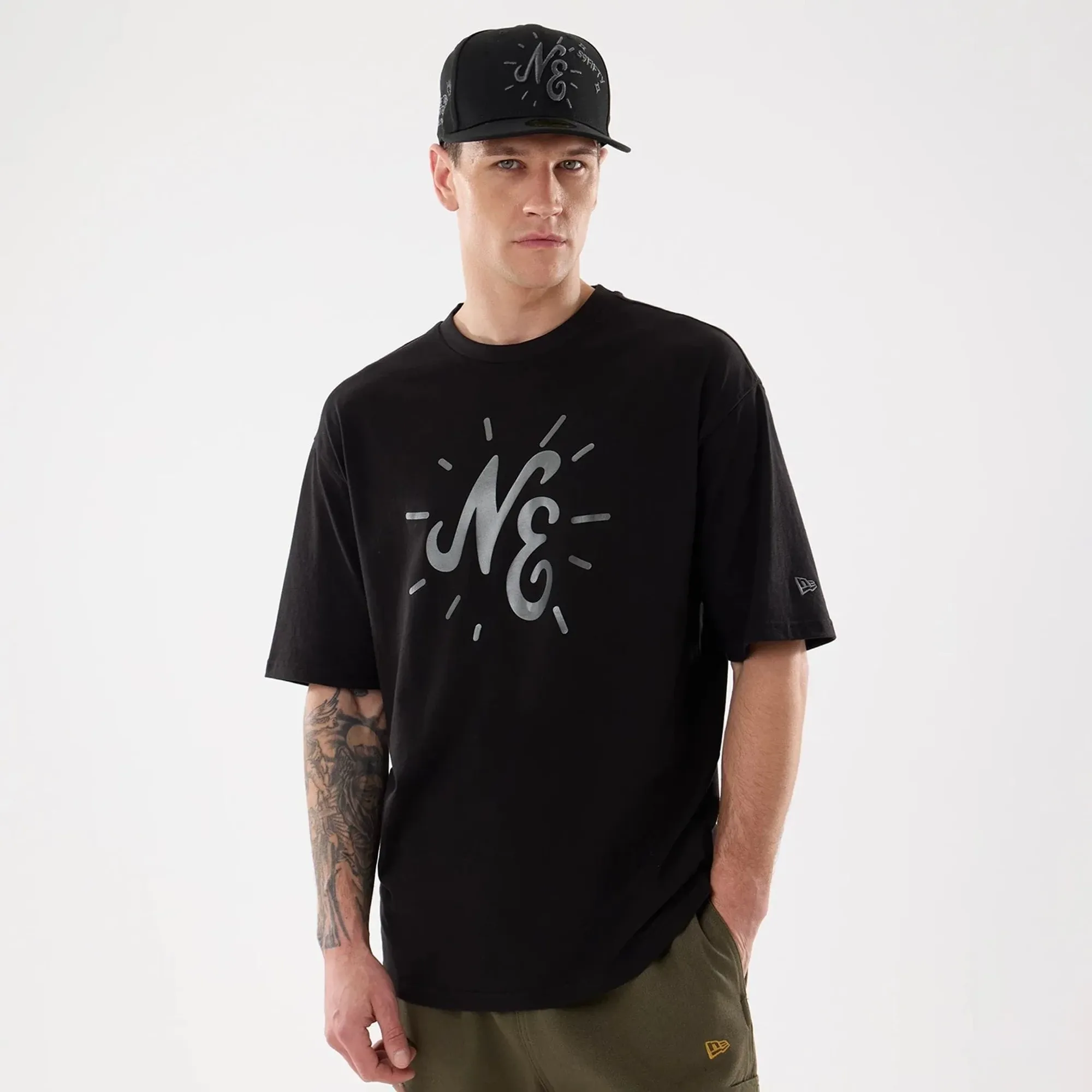 New Era 59FIFTY Day Graphic Black T-Shirt adult unisex