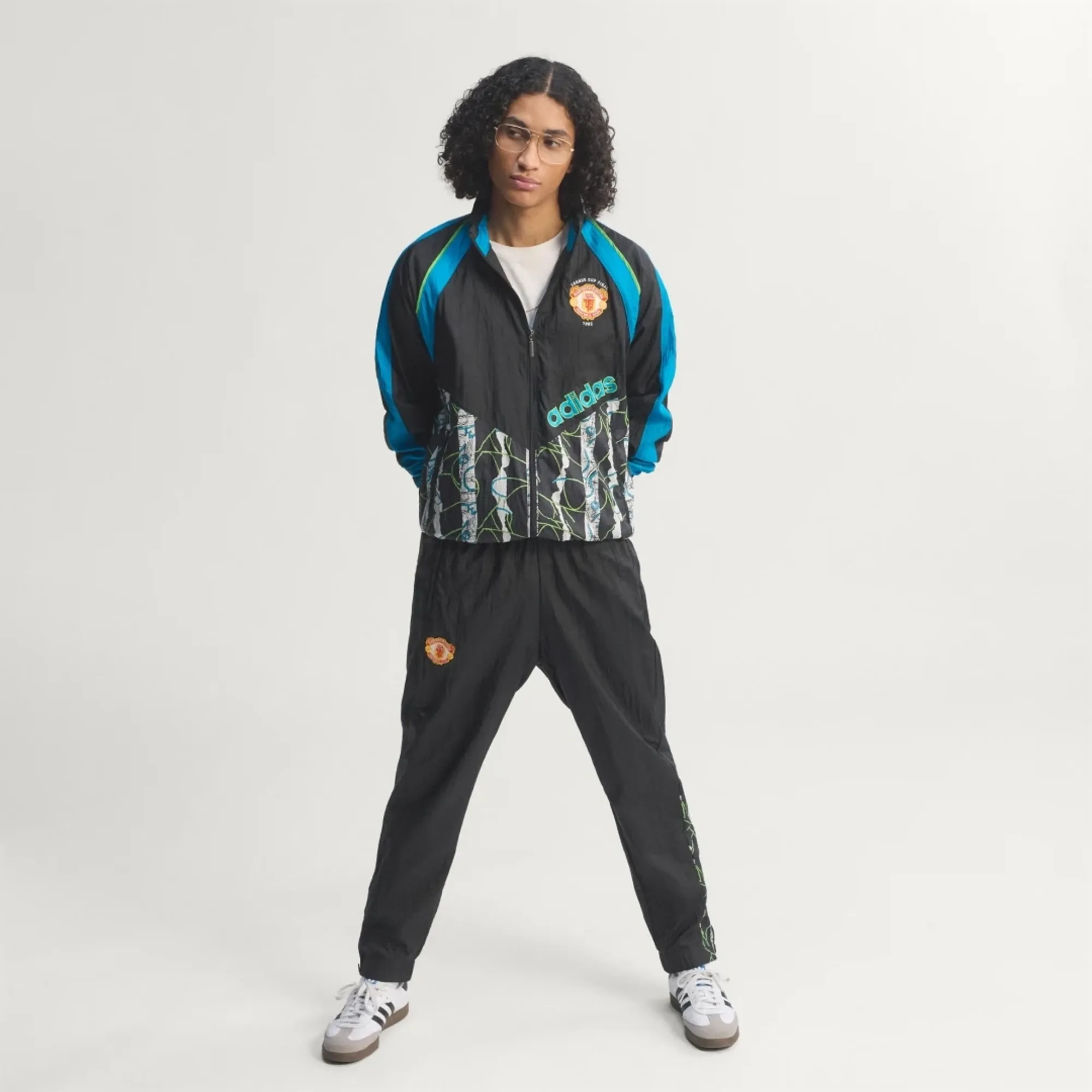 adidas Manchester United Woven Track Top 90