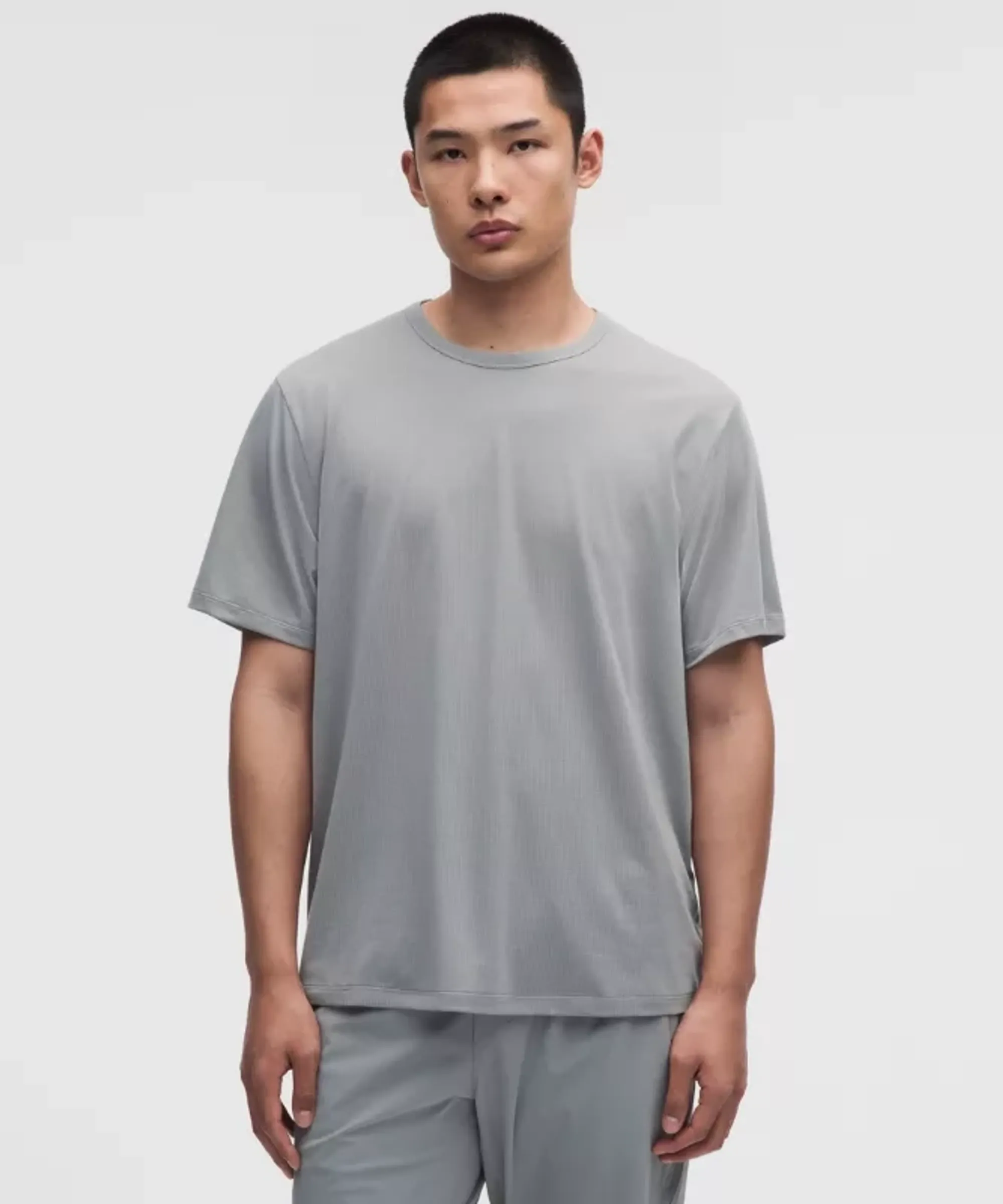 lululemon – Men's Mile Maker Short-Sleeve T-Shirt – Color Grey – Size Small