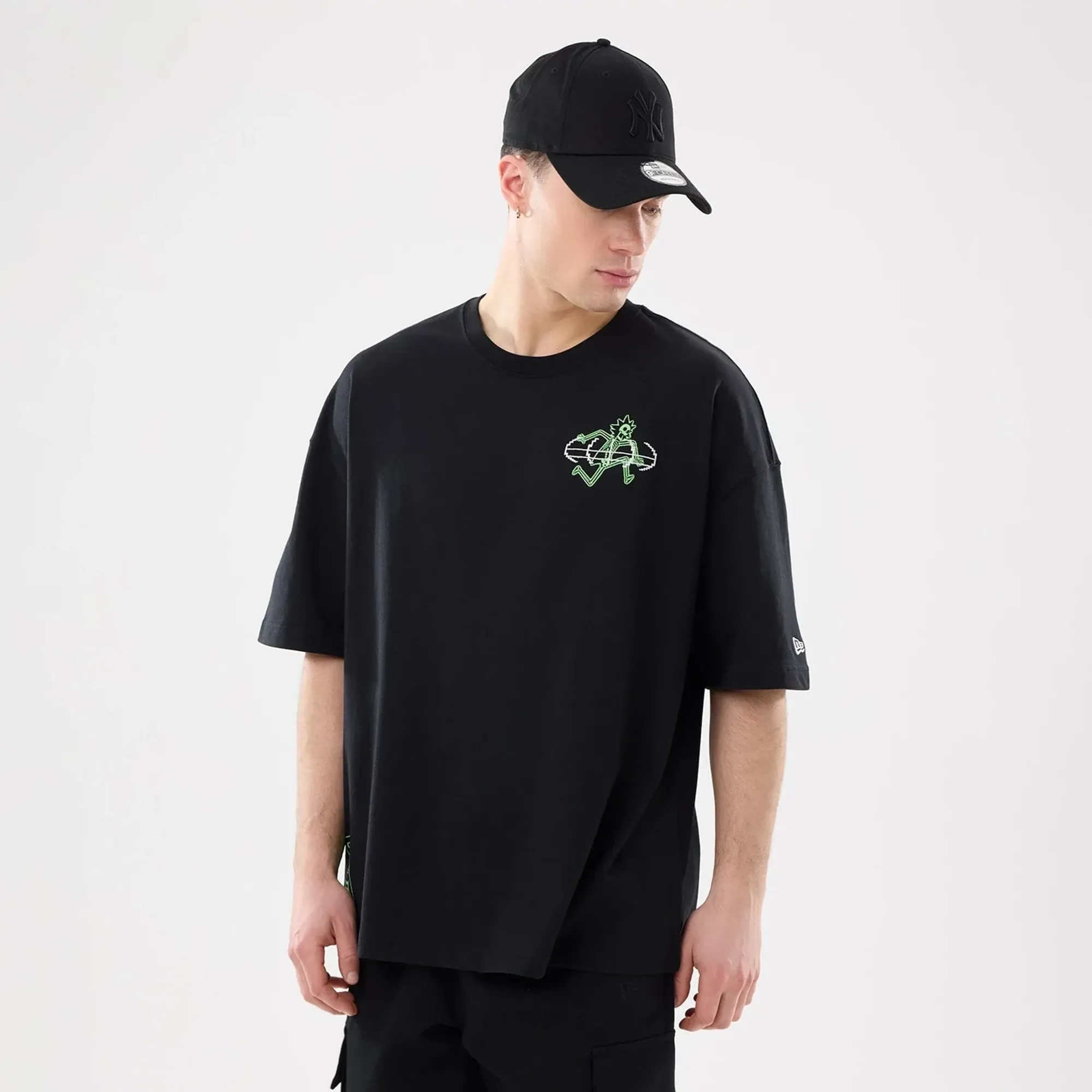 Rick And Morty Black T-Shirt New Era Cap adult unisex