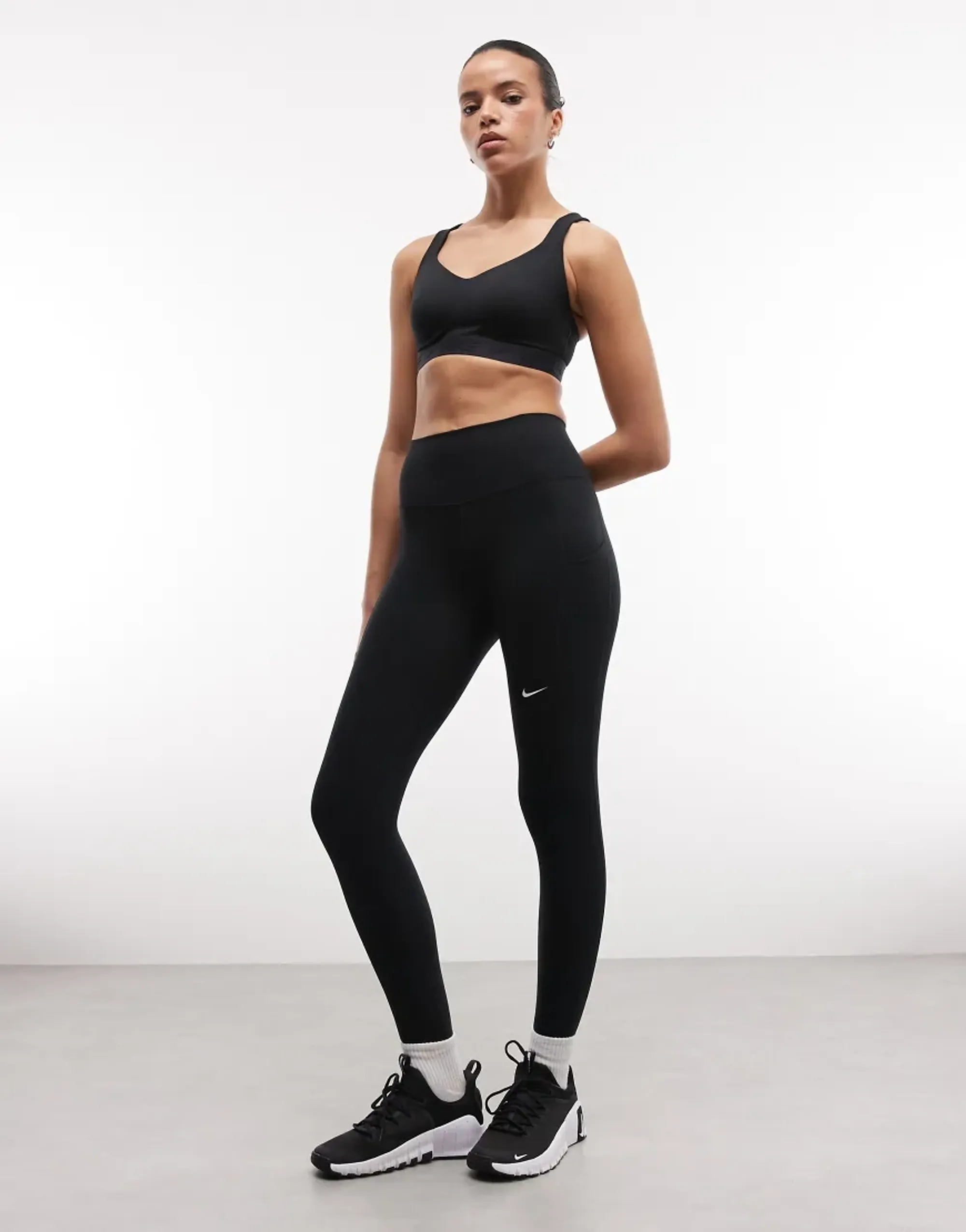 Nike One Training Dri-Fit 7/8 Leggings With Pocket In Black