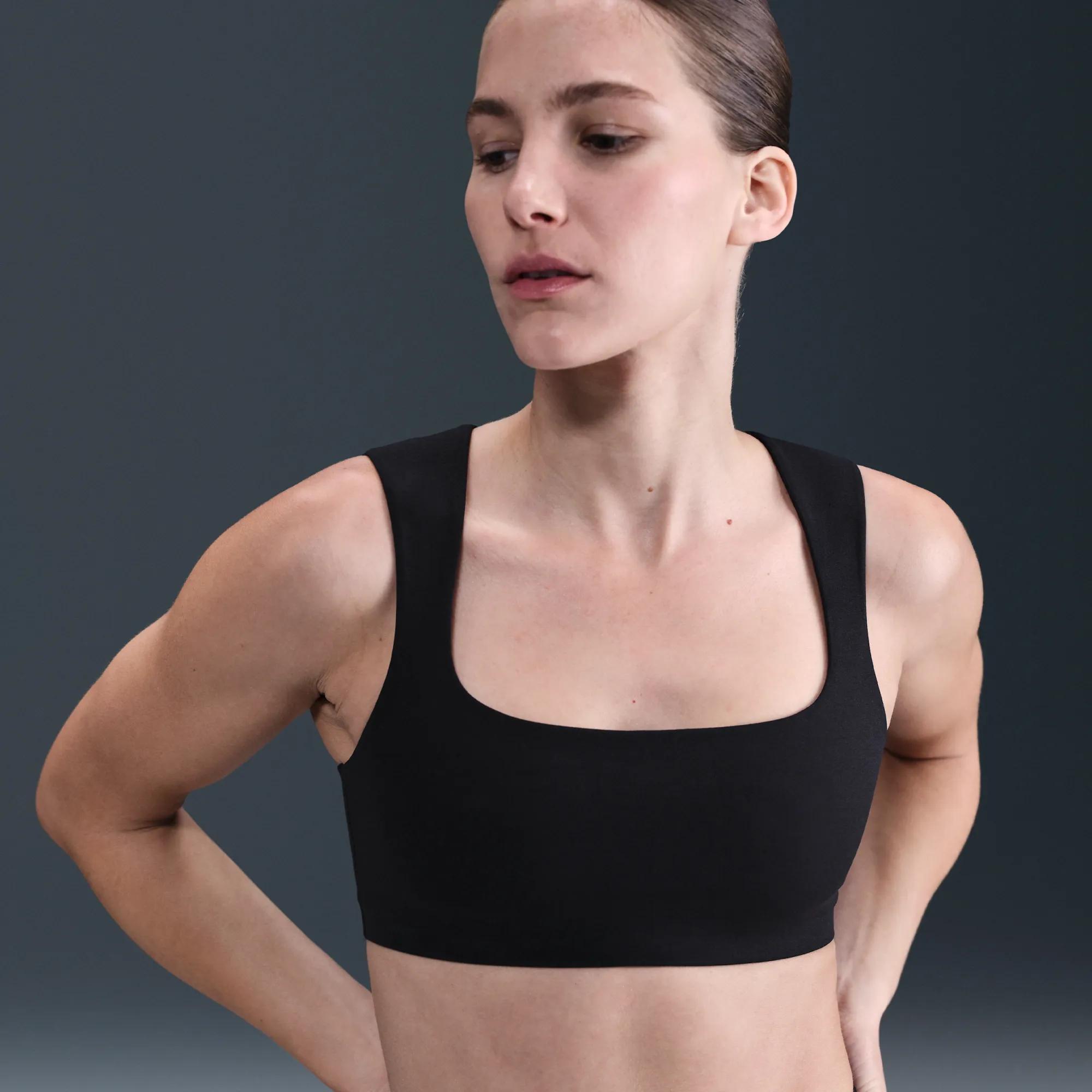 Nike Zenvy Women's Light-Support Lightly Lined Sports Bra - Black - Nylon/Elastane