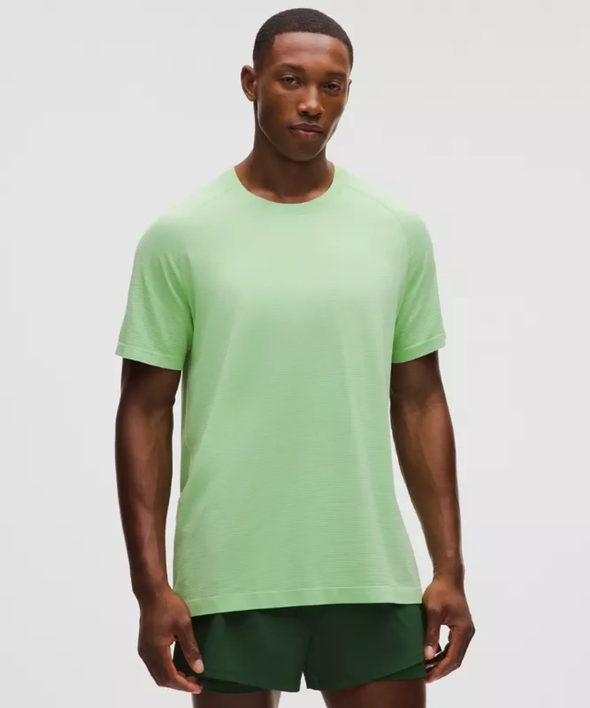 lululemon – Men's Metal Vent Tech Short-Sleeve Shirt – Color Green – Size Small