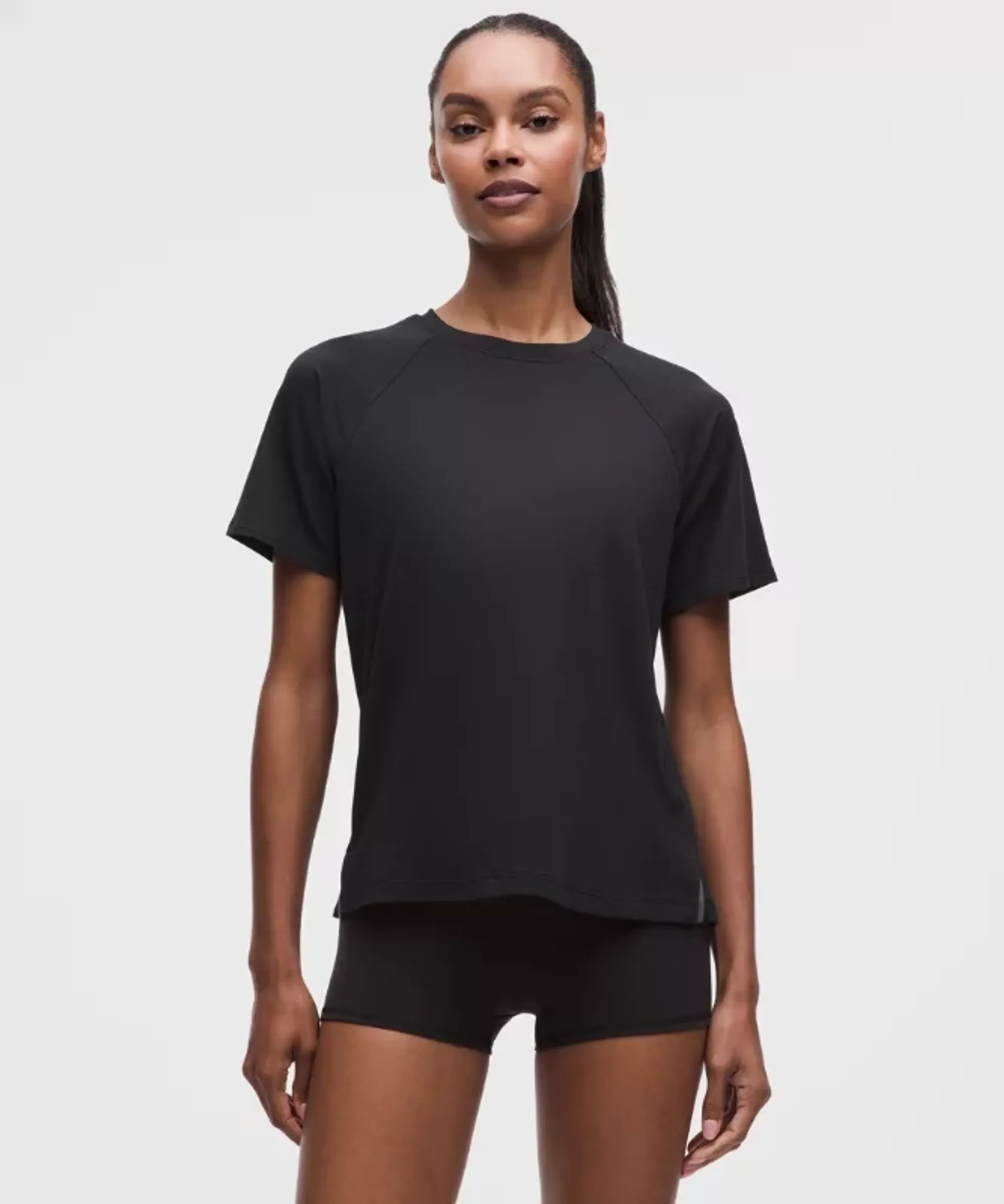 lululemon – Women's License to Train Classic-Fit T-Shirt – Color Black/Grey – Size 10