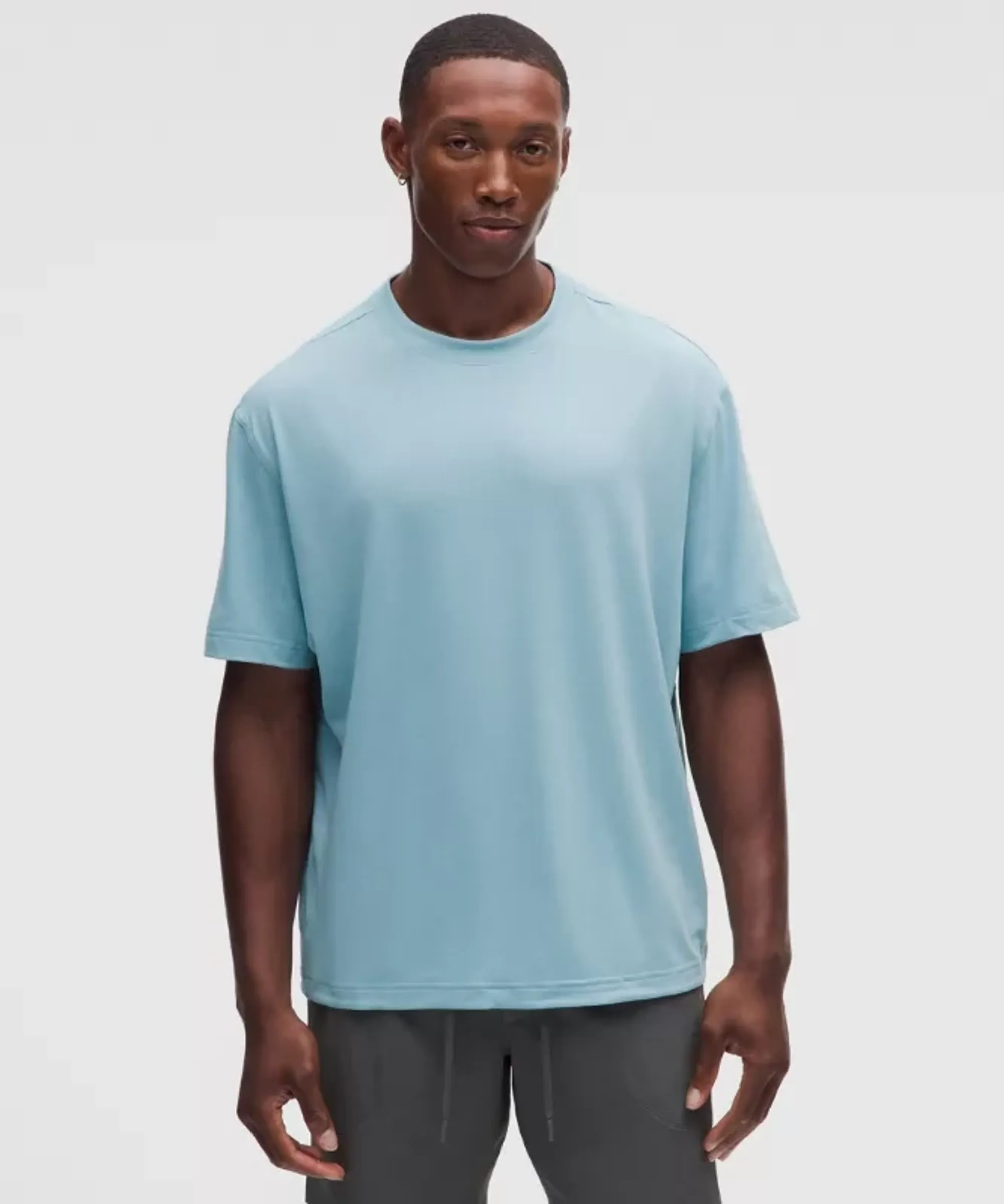 lululemon – Men's EasySet Training Short-Sleeve Shirt – Color Blue – Size Small