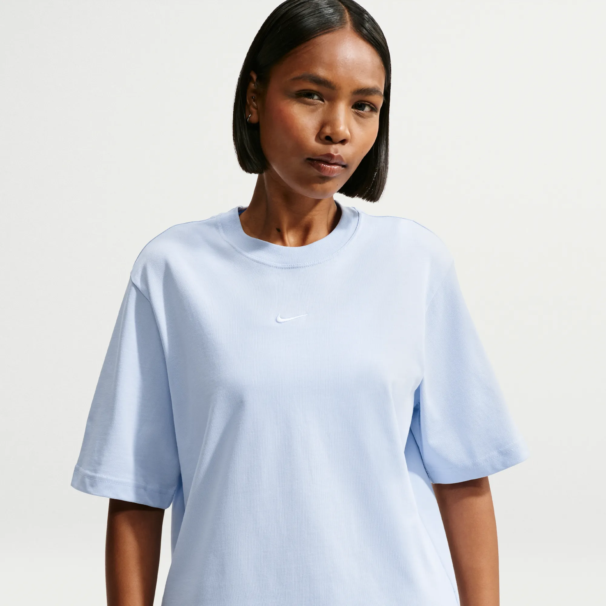 Nike Essentials Women's T-Shirt - Blue