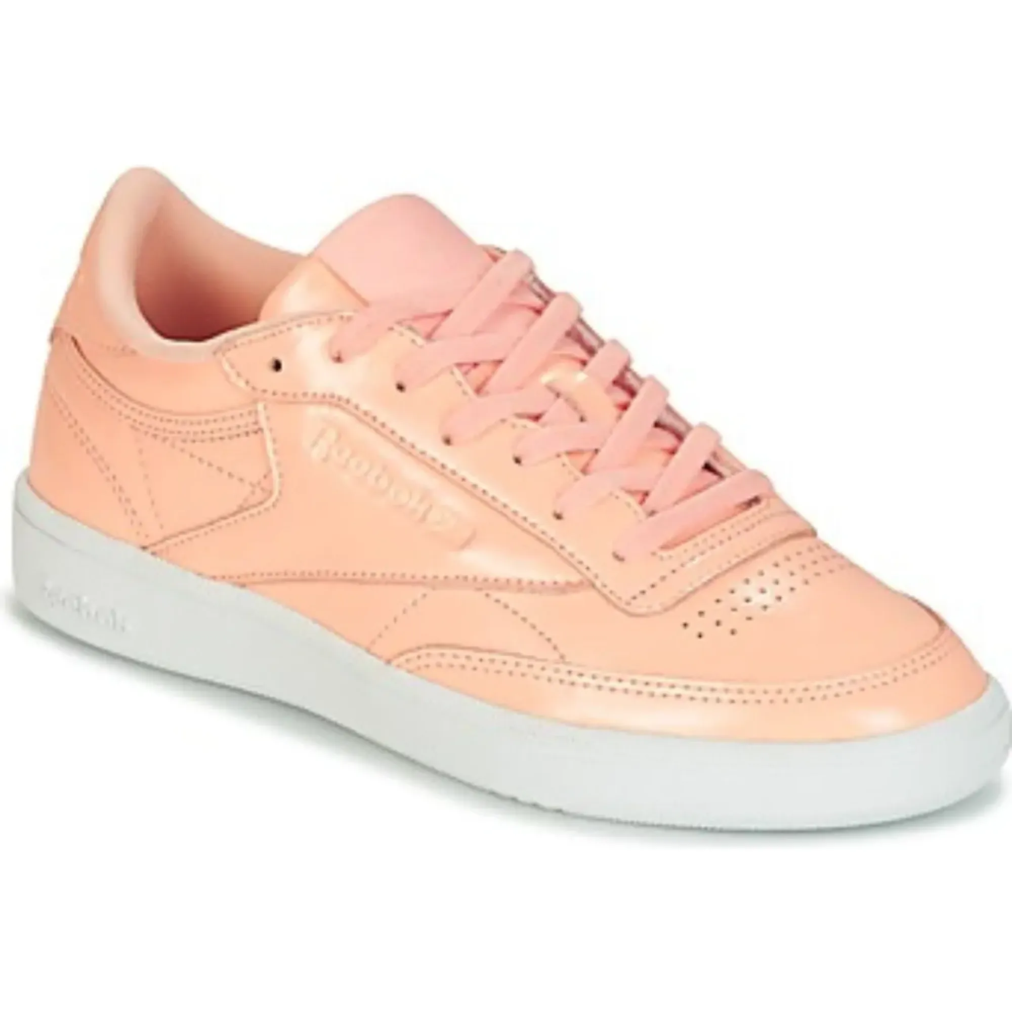 Reebok Classic  CLUB C 85 PATENT  women's Shoes (Trainers) in Pink