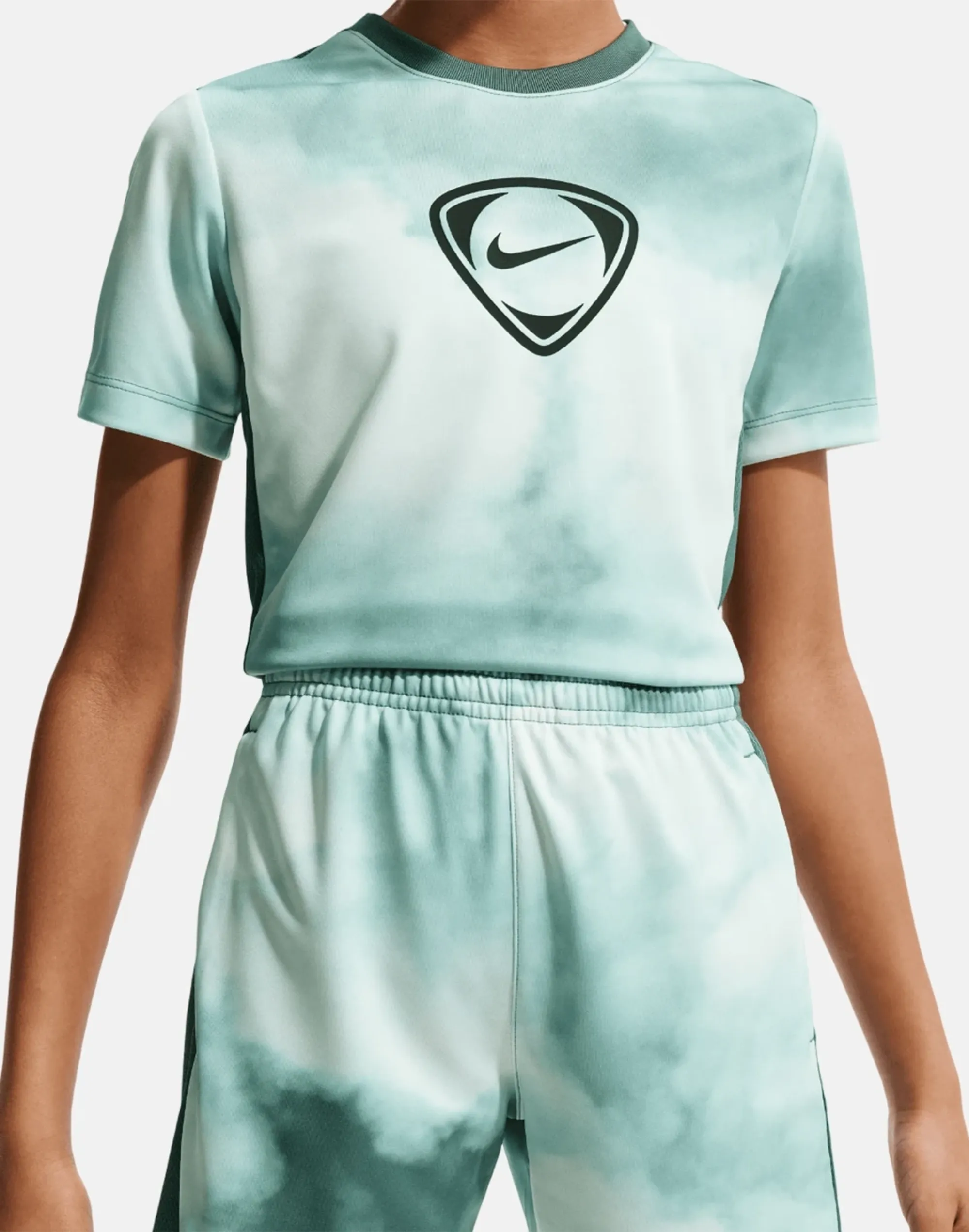 Nike Older Kids Academy Shorts in Black/White 