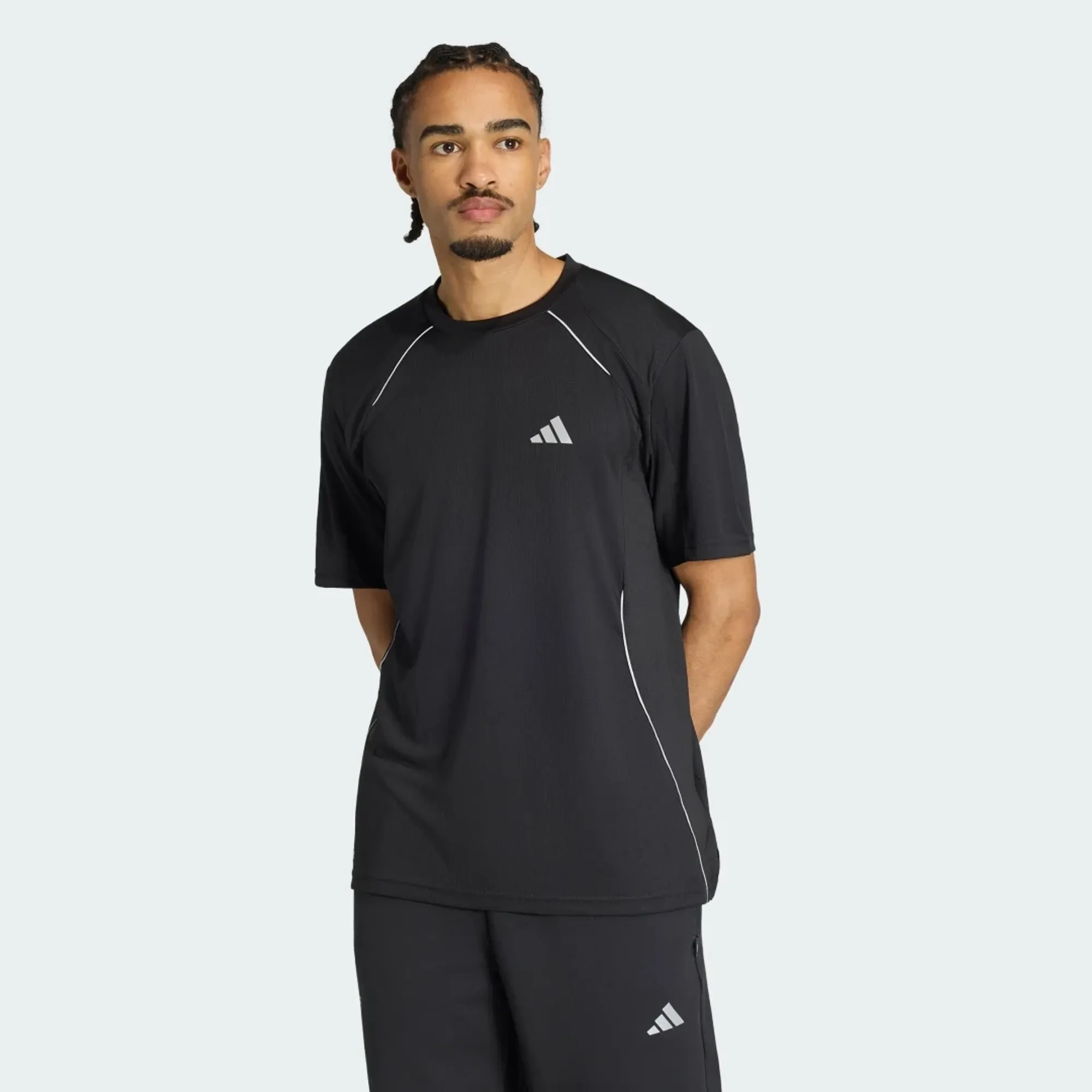 adidas TECH APPAREL T-SHIRT