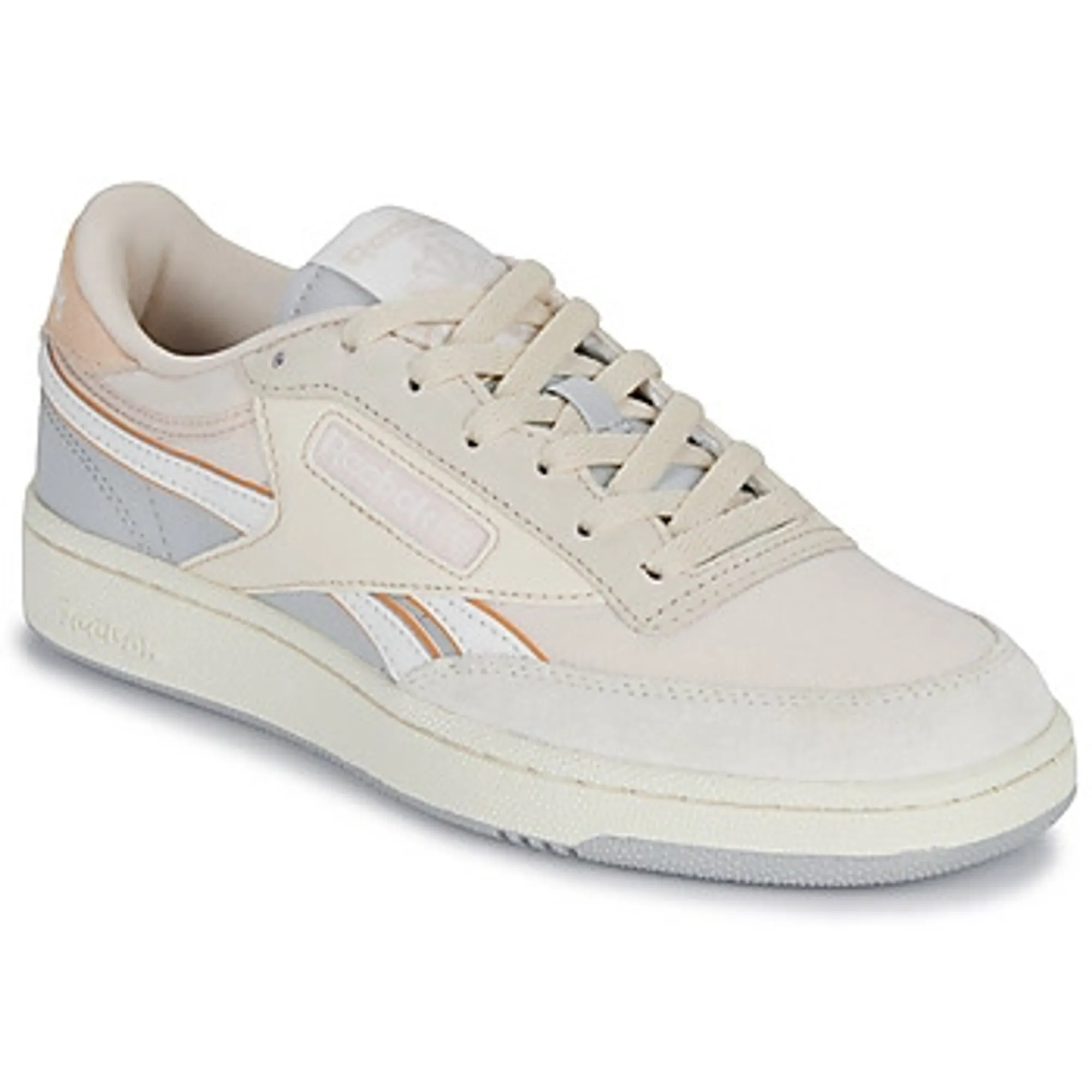 Reebok Classic  CLUB C REVENGE  women's Shoes (Trainers) in Beige