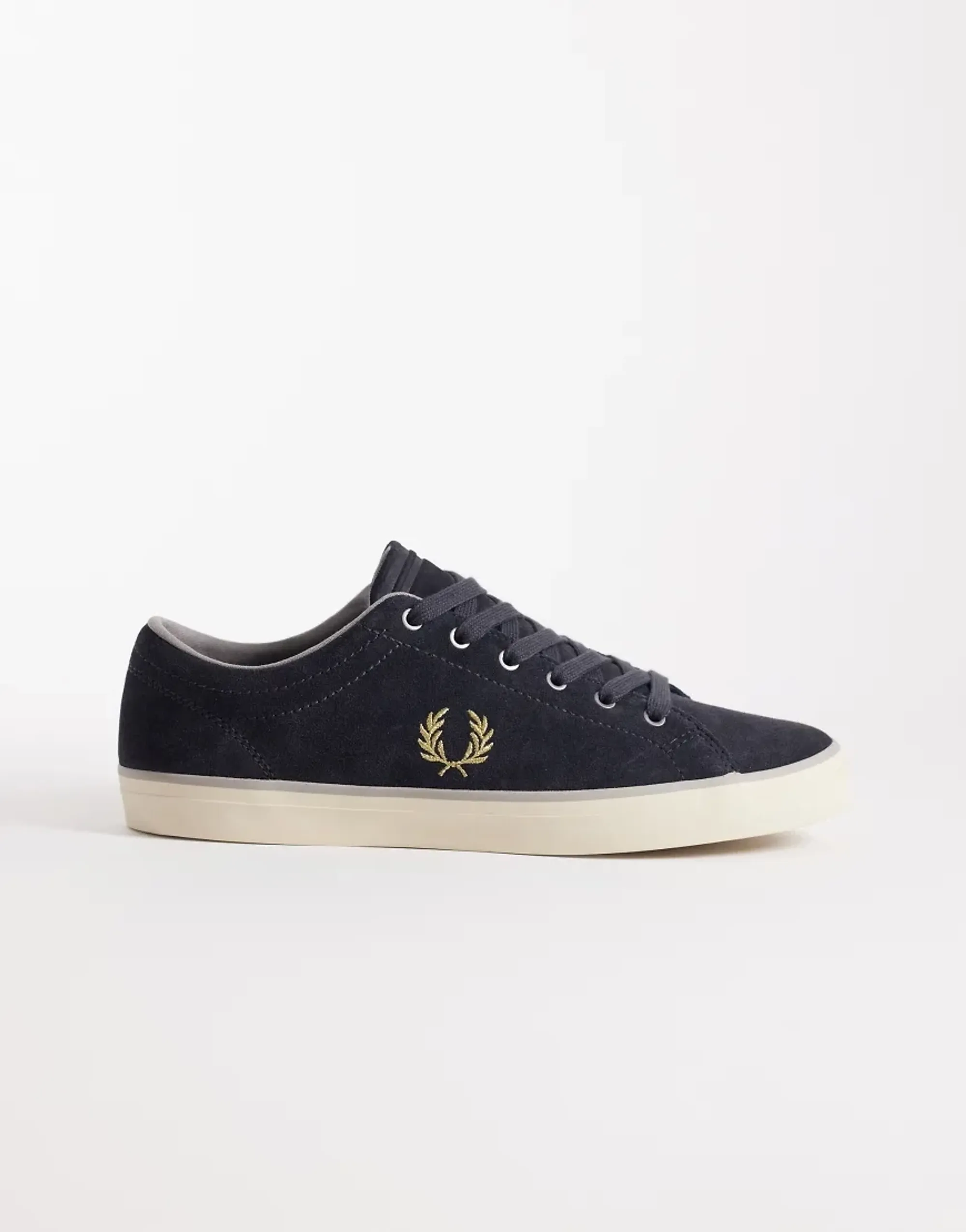 Fred Perry  B2330 Baseline Suede  men's Shoes (Trainers) in Grey