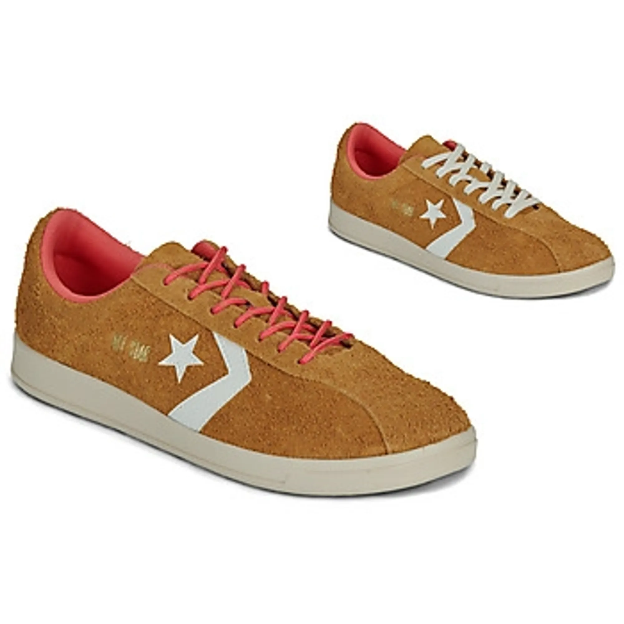 Converse  ALL STAR CLASSIC TRAINER SUEDE  men's Shoes (Trainers) in Brown