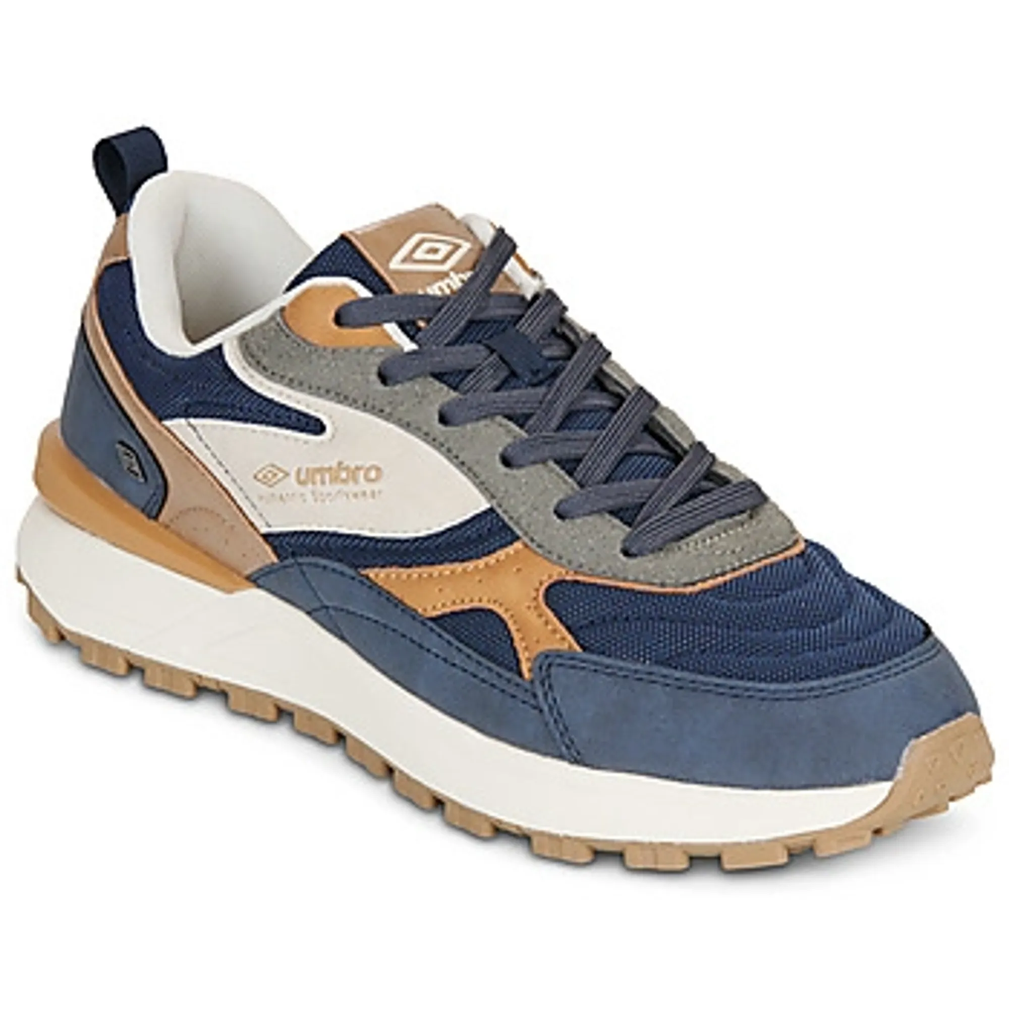 Umbro  UPTON  men's Shoes (Trainers) in Marine