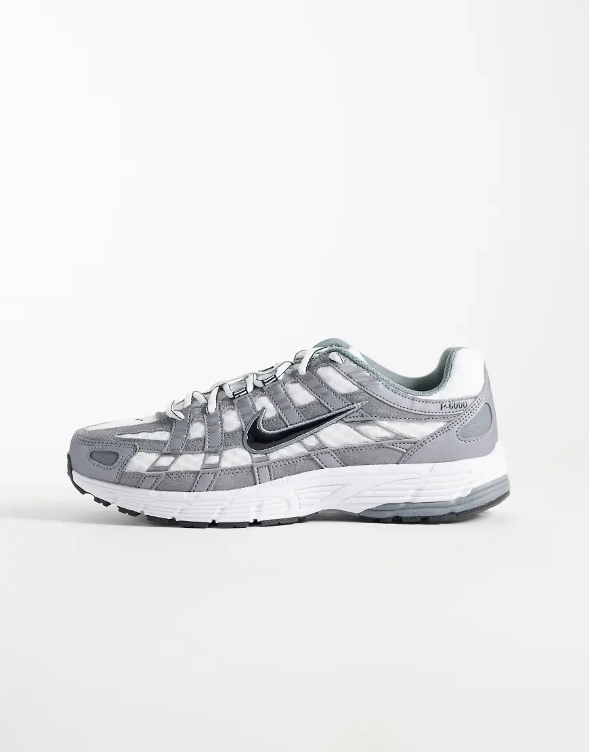 Nike P-6000 Trainer - Silver - Size 7 - Silver
