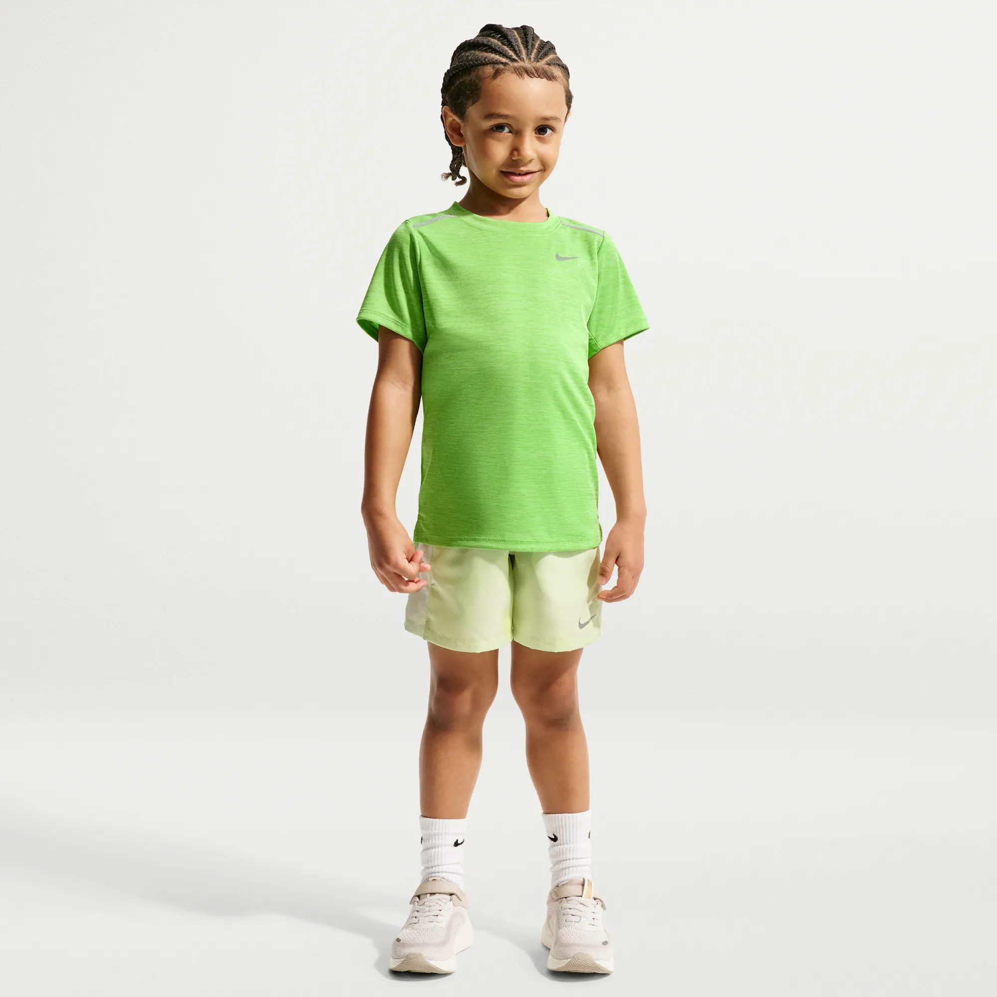 Nike Younger Kids' Dri-FIT Miler Top and Shorts Set - Green