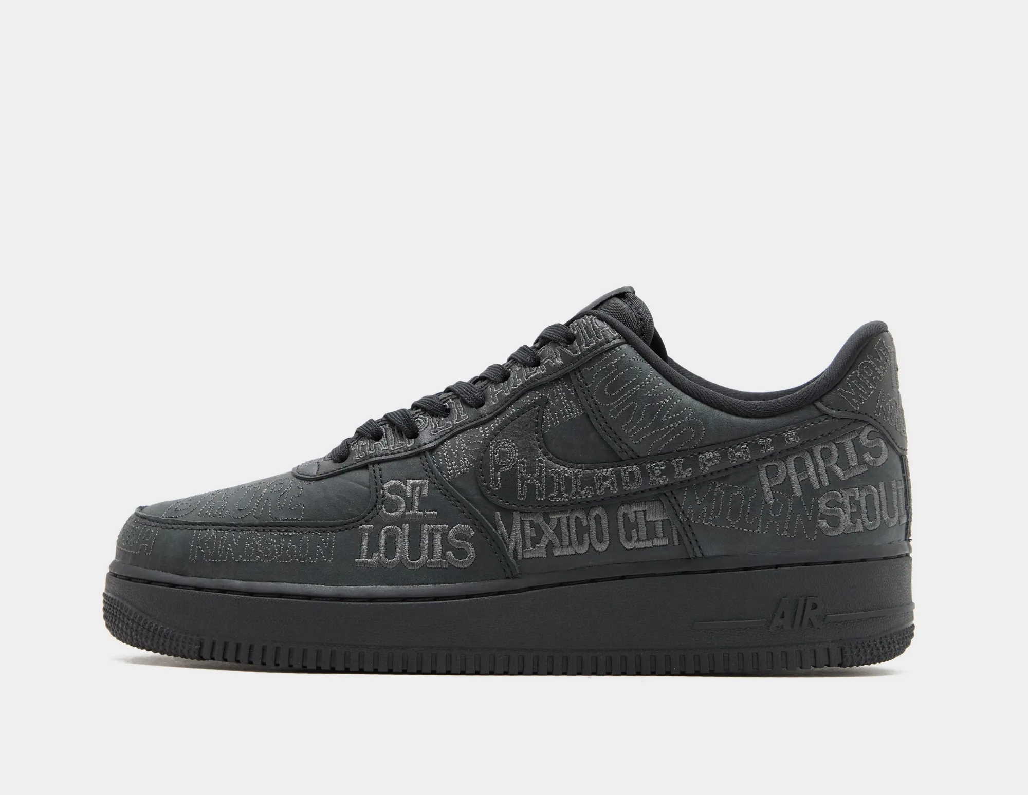 Nike Air Force 1 Low 'World Tour', Black