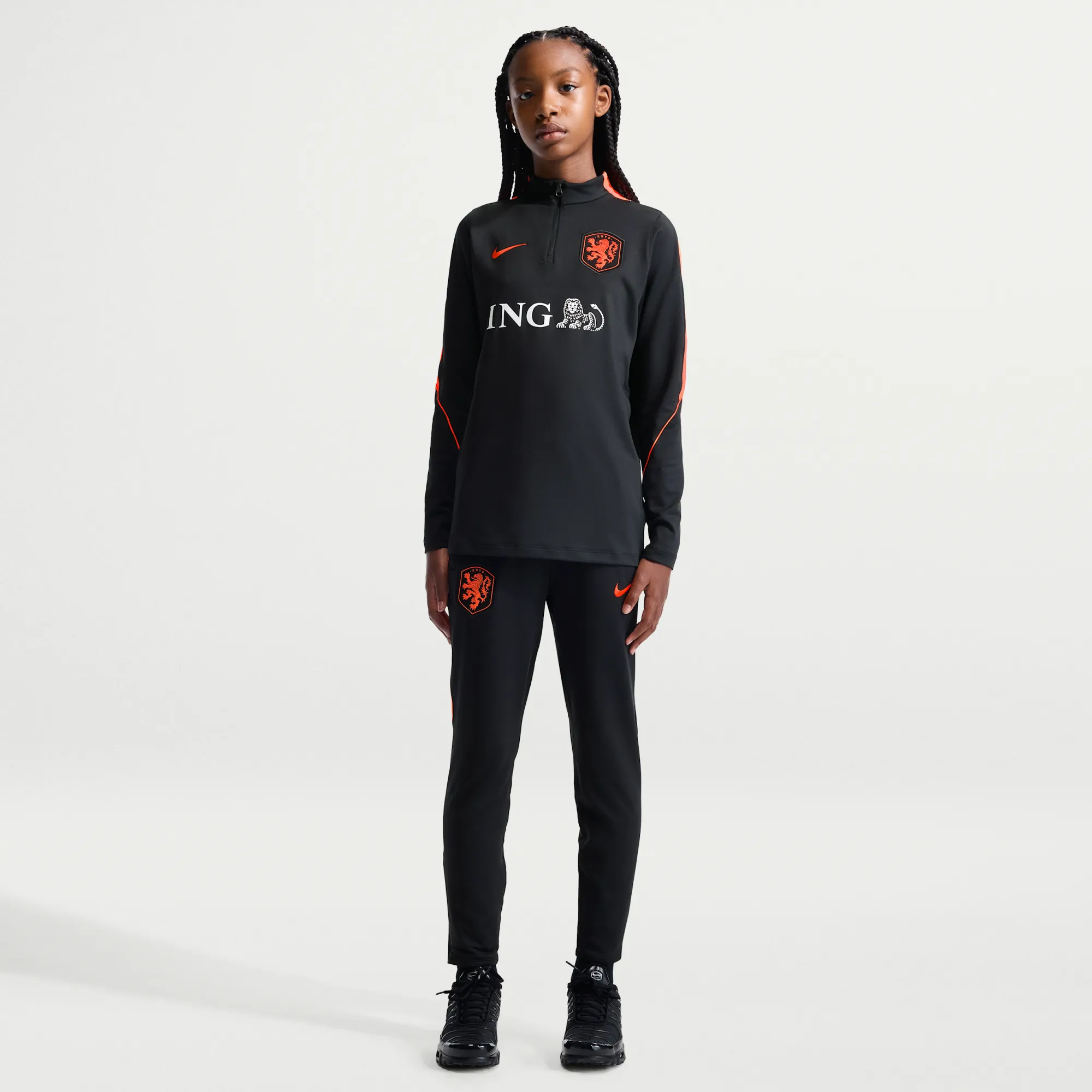 Netherlands Strike Older Kids' Nike Dri-FIT Football Knit Pants - Black