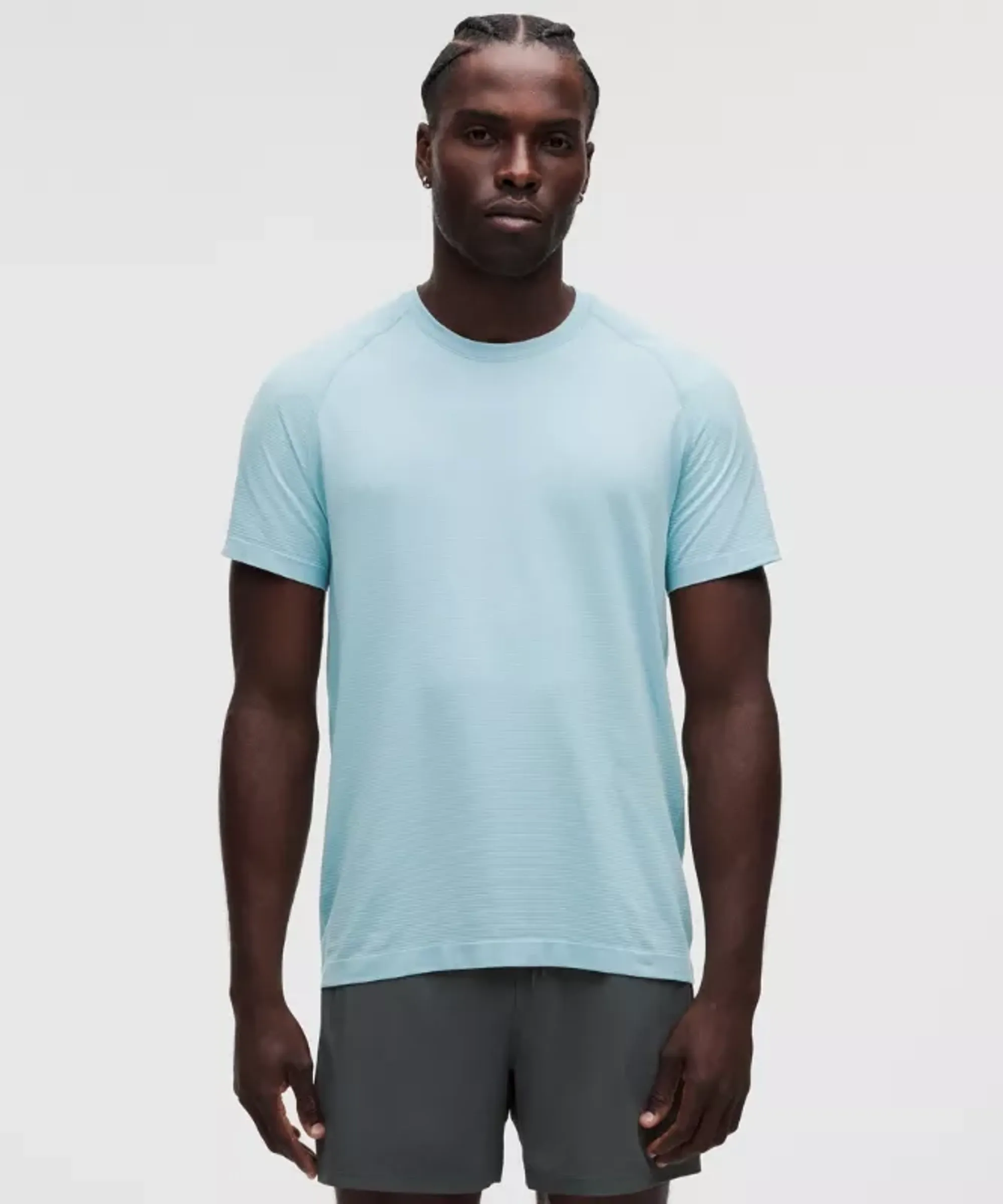 lululemon – Men's Metal Vent Tech Short-Sleeve Shirt – Color Blue – Size Large