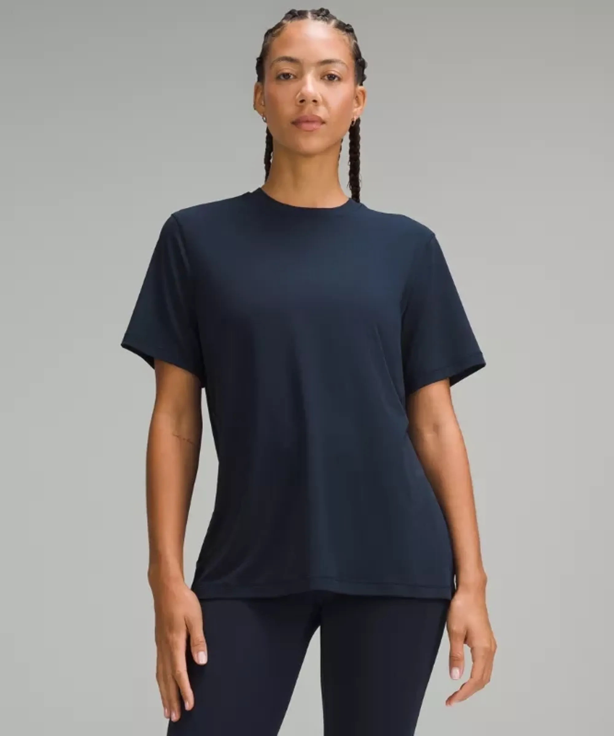 lululemon – Women's Jersey Training Short-Sleeve Shirt – Color Blue – Size 6