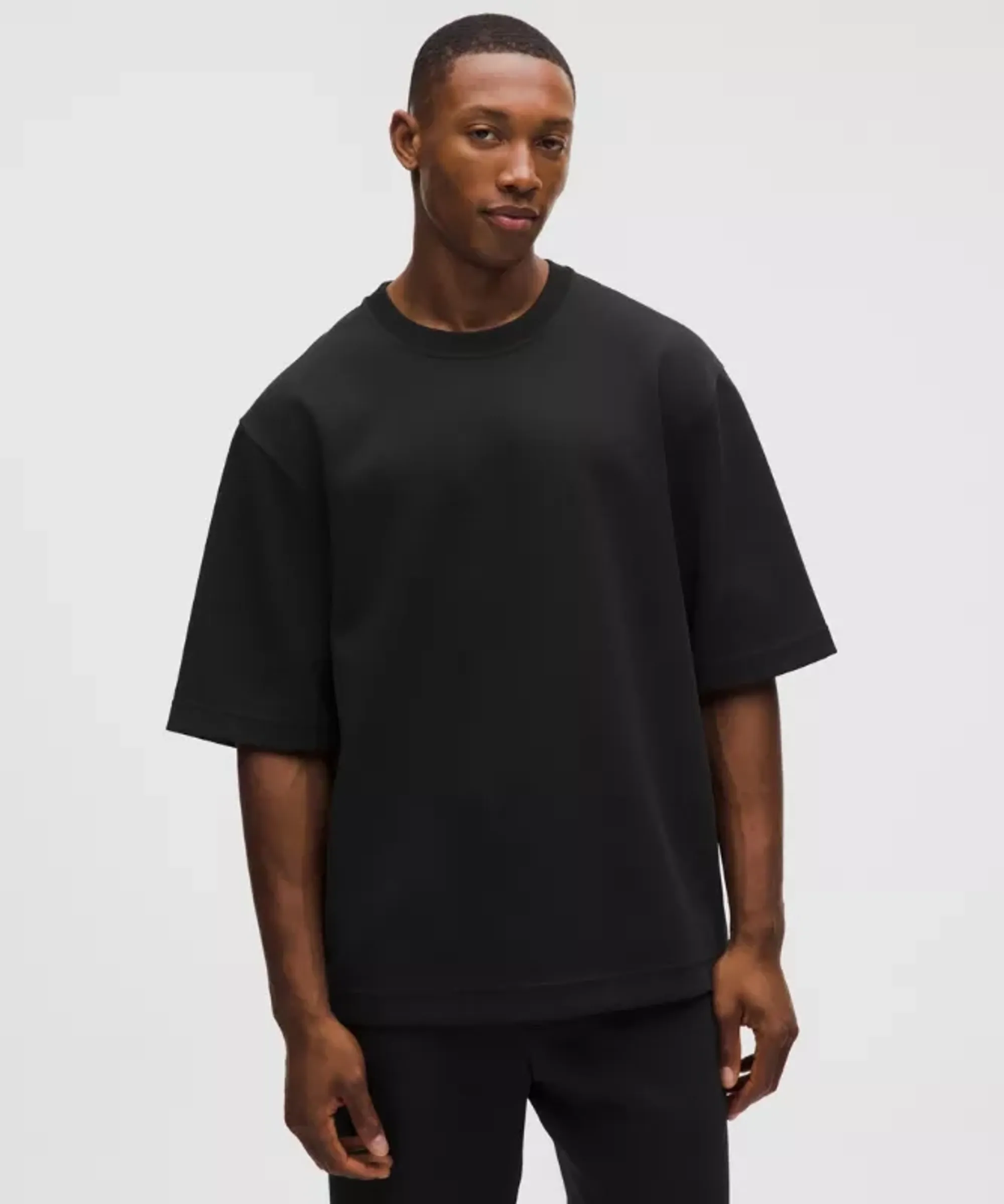 lululemon – Men's Grand Standard Short-Sleeve Crew – Color Black – Size Small