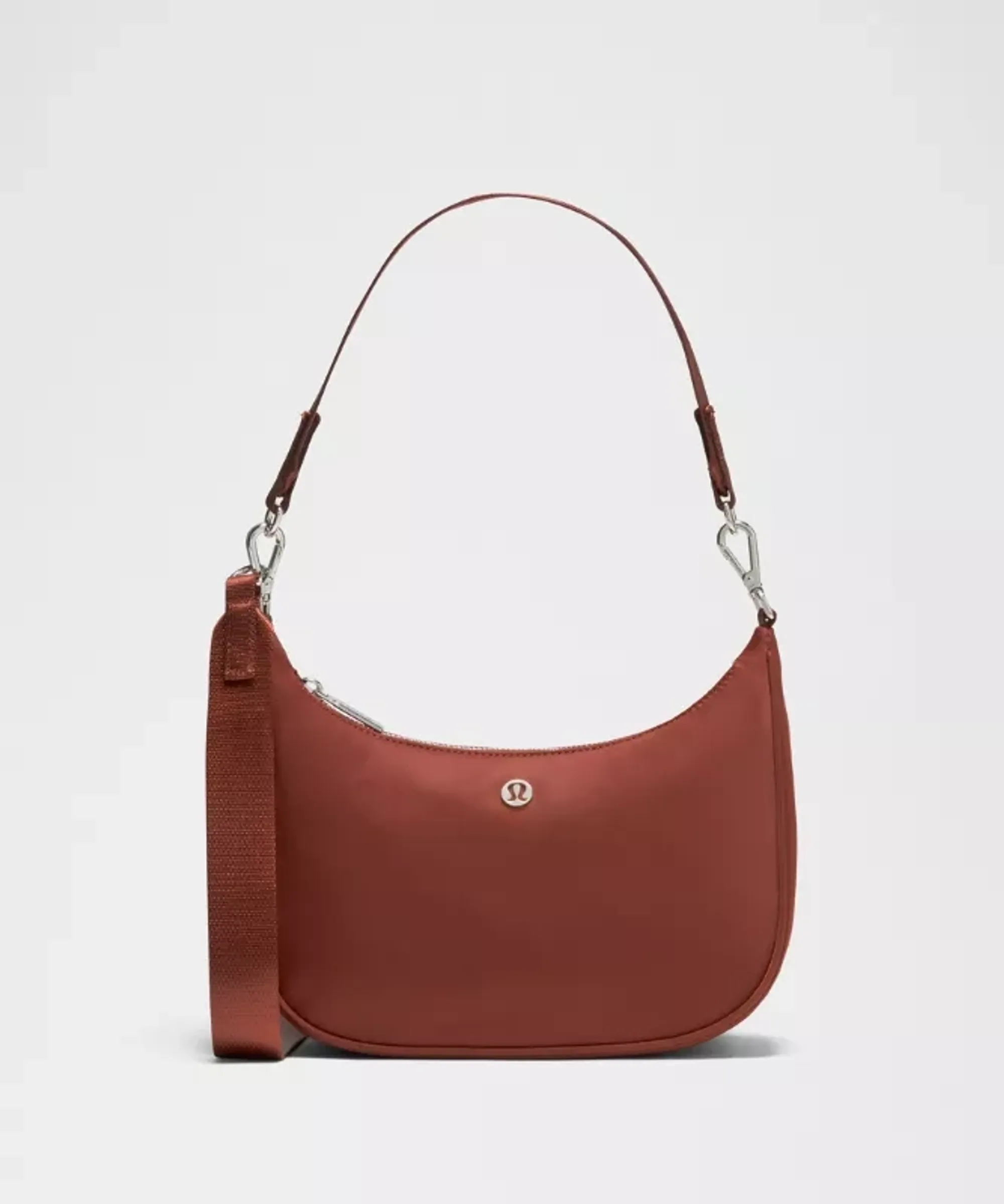 lululemon – City Essentials Small Shoulder Bag 3L – Color Silver/Red