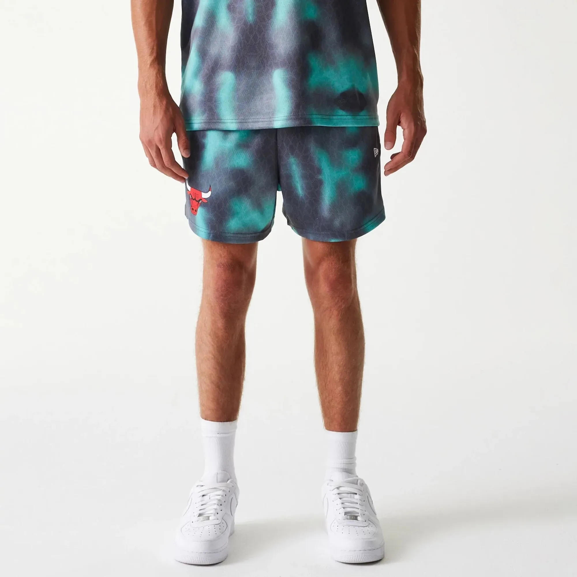 Chicago Bulls NBA All Over Print Green Shorts New Era Cap adult unisex