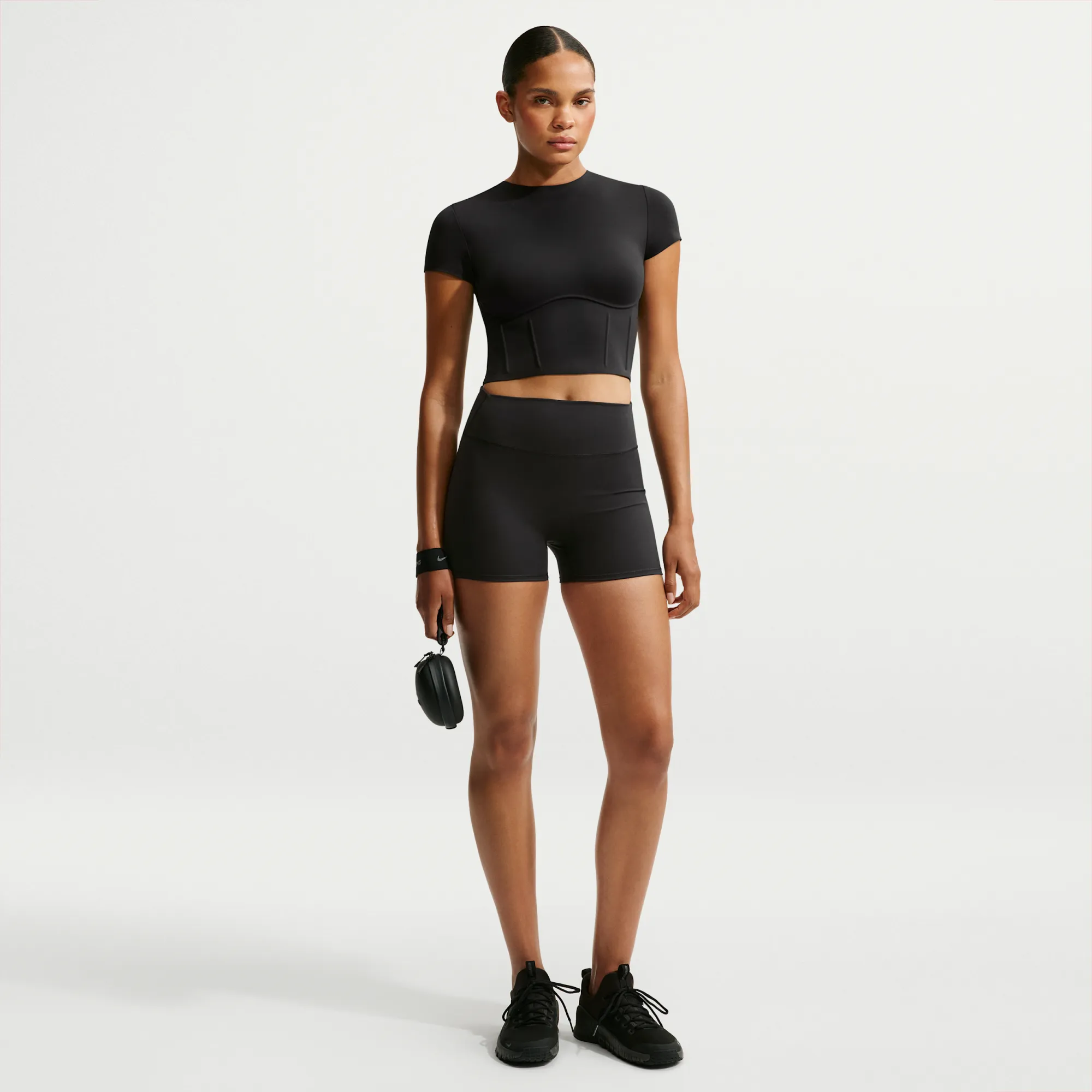 NikeSKIMS Matte Women's High-Waisted 7.5cm Shorts - Black