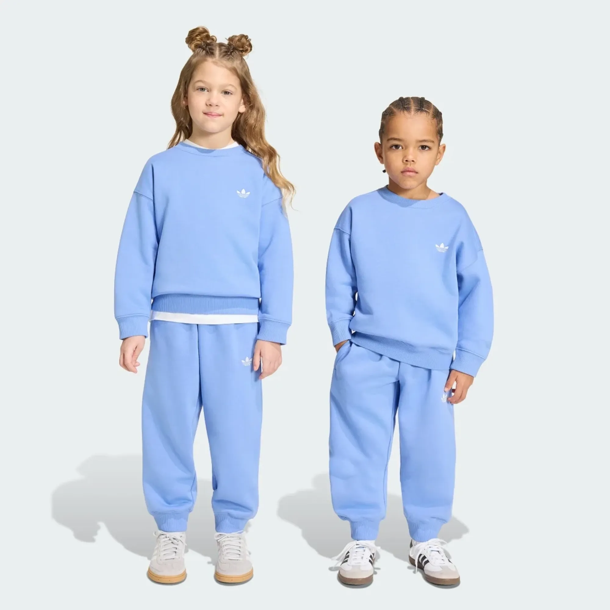 adidas LOOSE CREW JOGGER SET